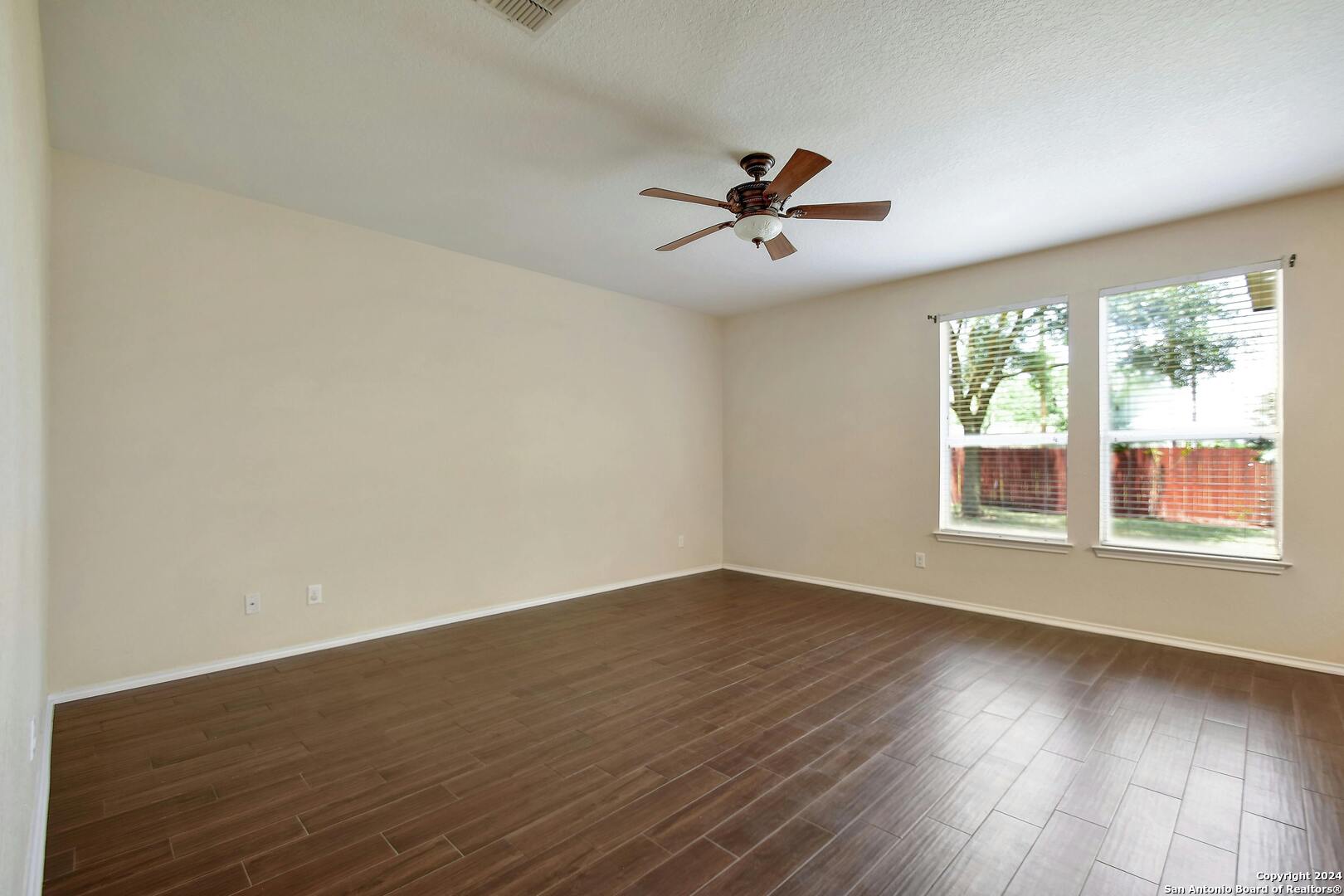 8819 Preserve Trl