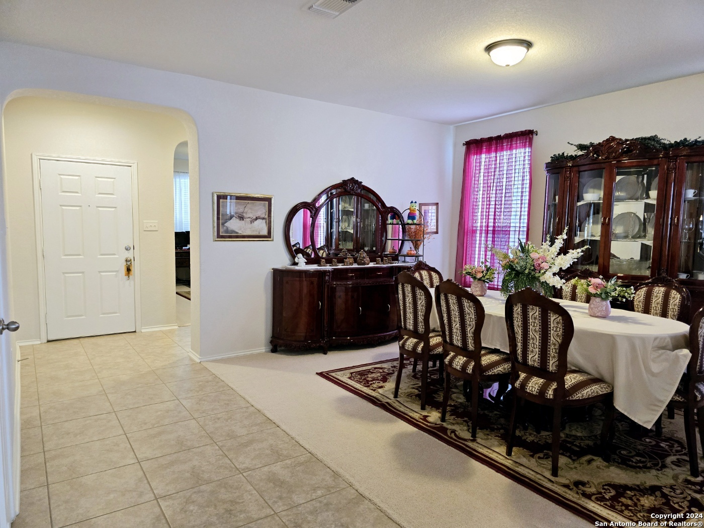 20403 ROCHE OAK