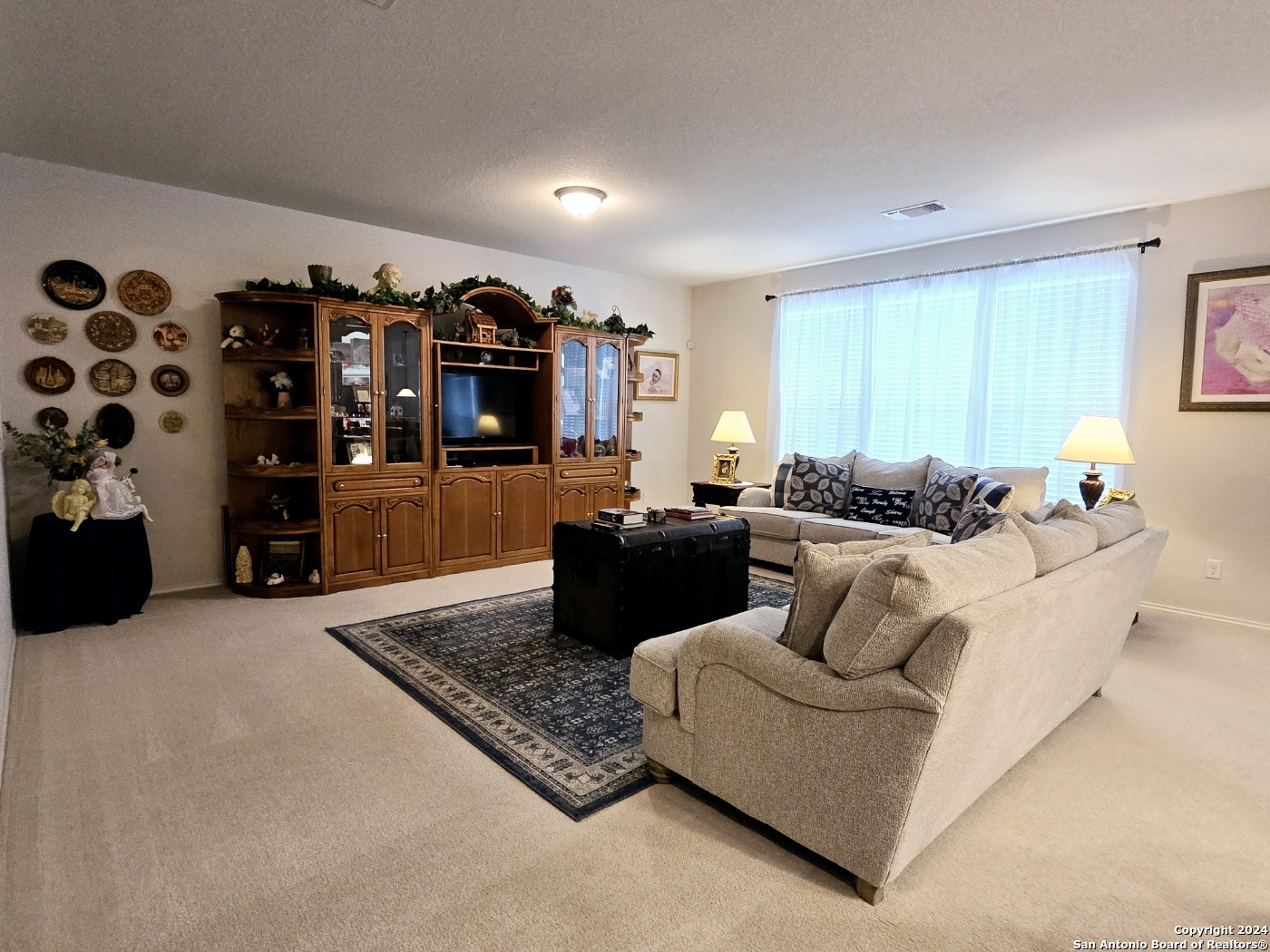 20403 ROCHE OAK