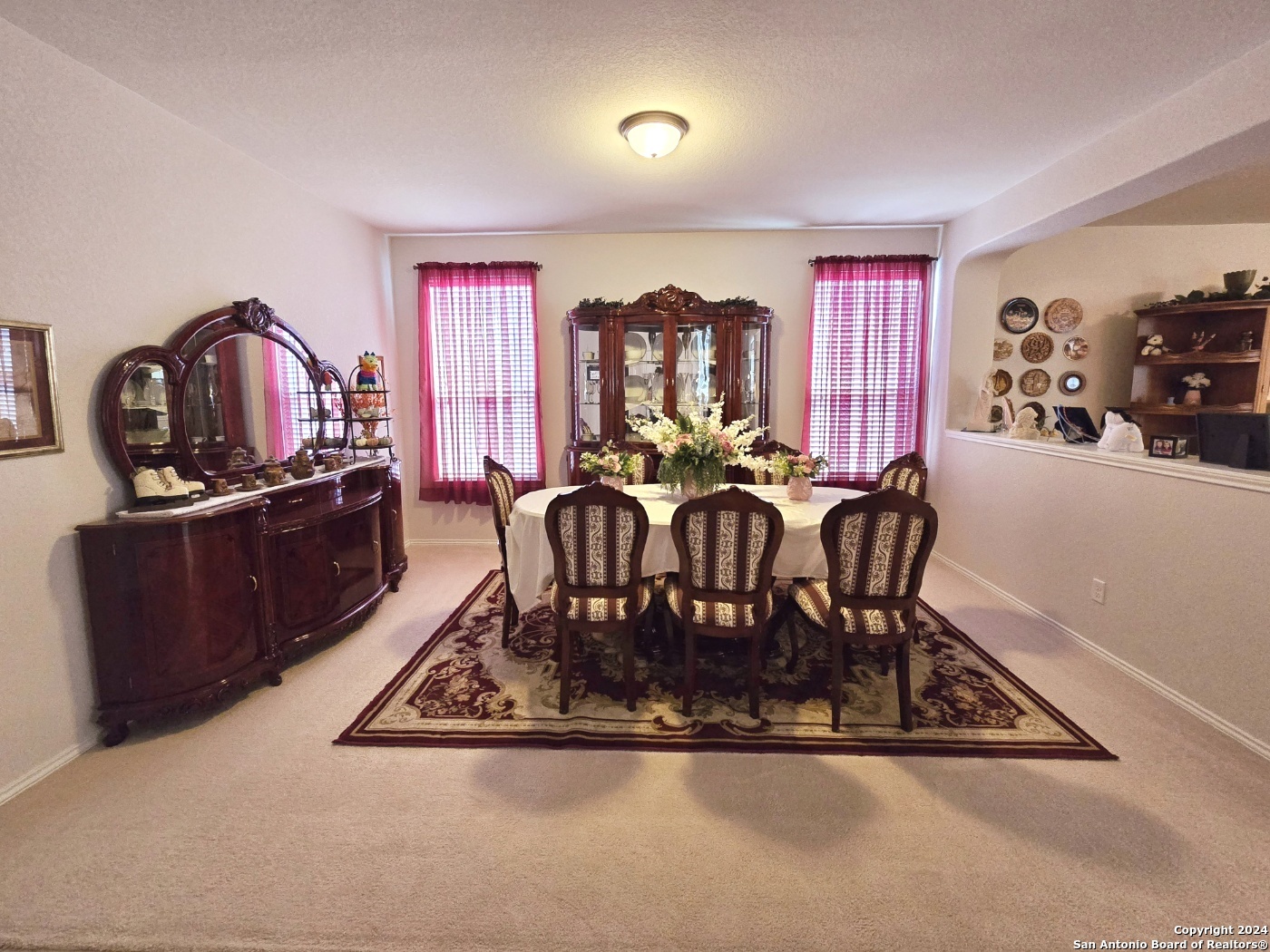 20403 ROCHE OAK