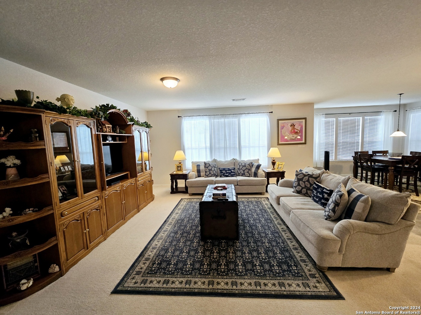 20403 ROCHE OAK
