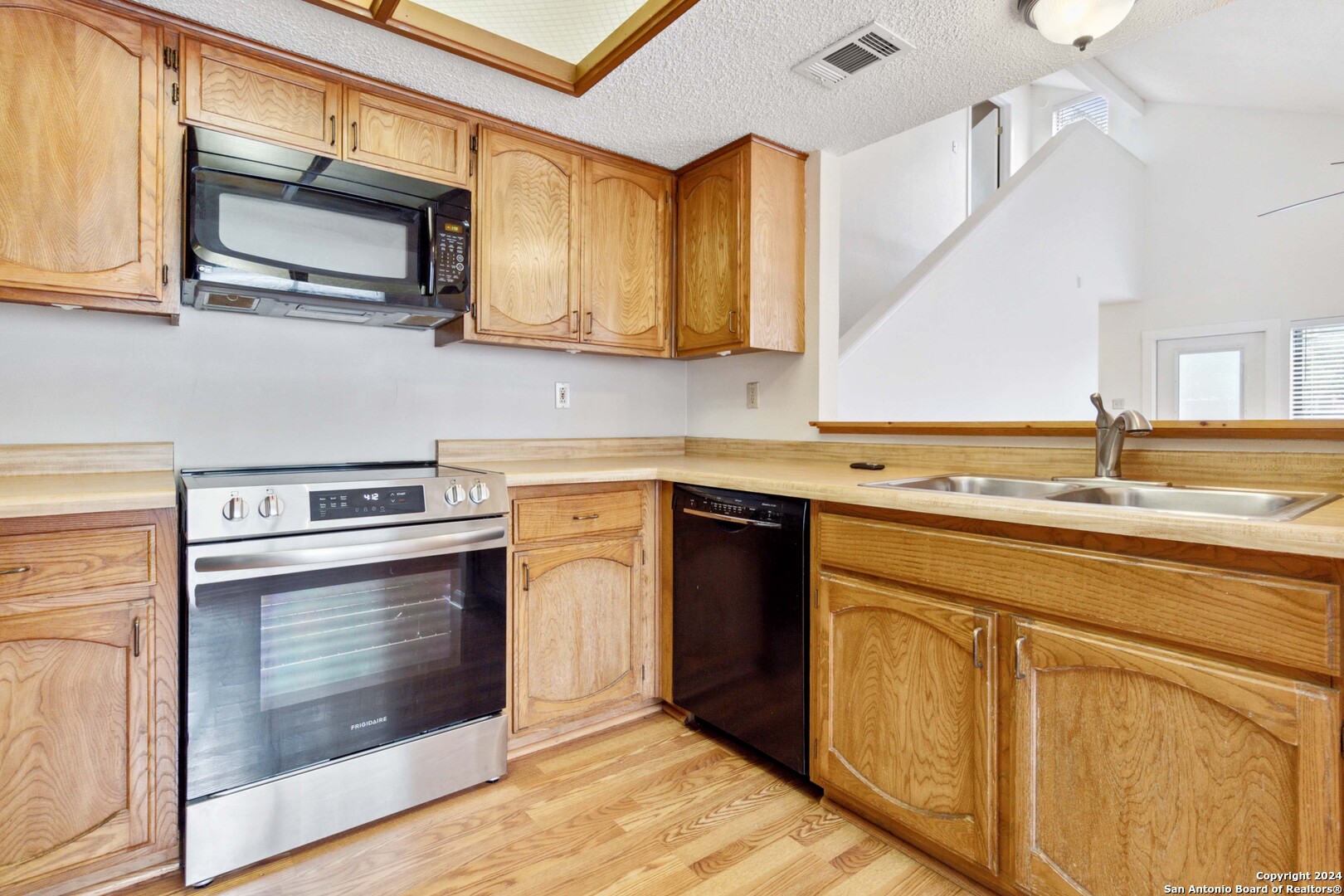 6413 Brookway Dr.