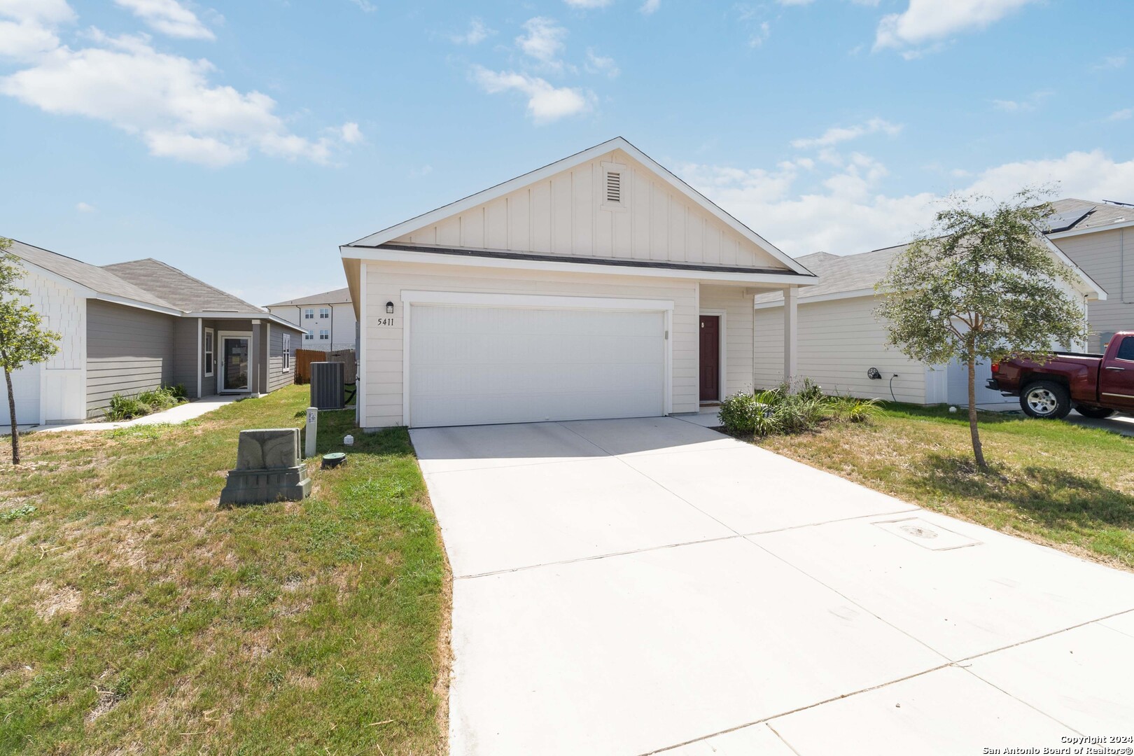 5411 MALAKOFF DR