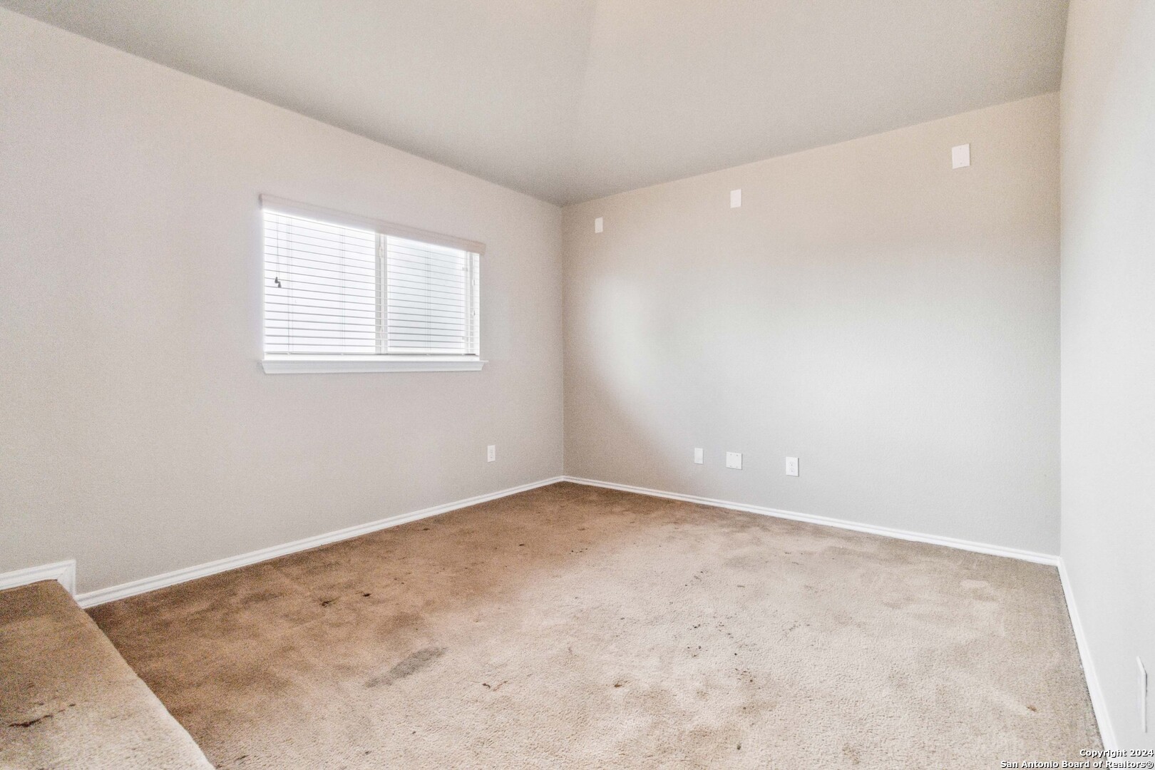 229 COUNTRY VALE
