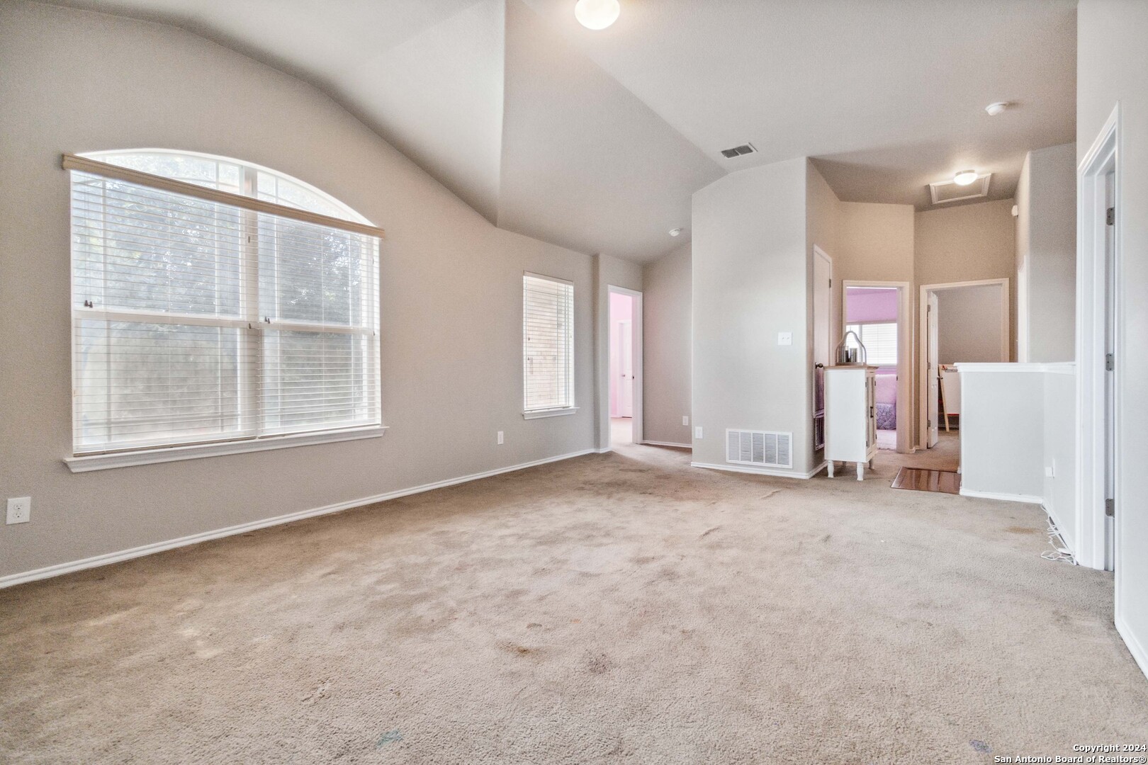 229 COUNTRY VALE