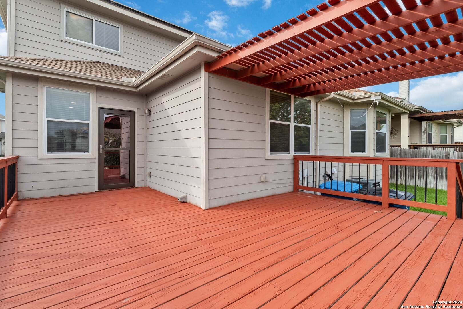 229 COUNTRY VALE