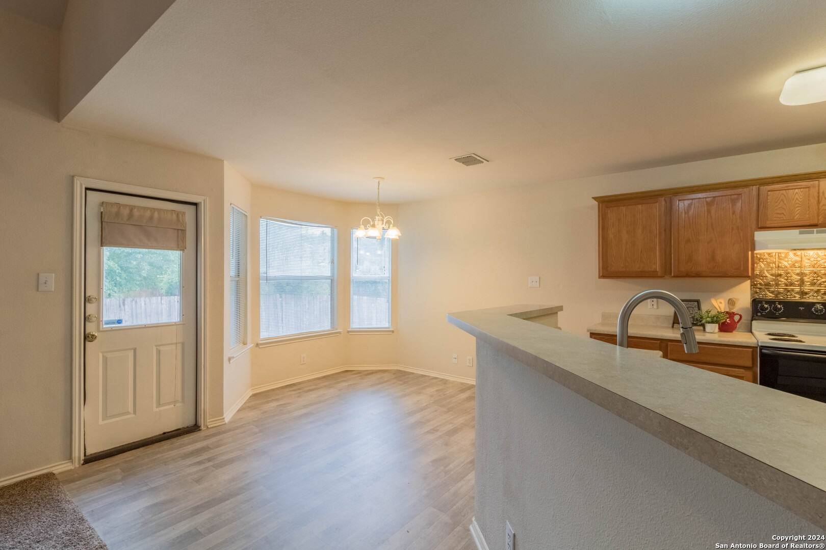 6911 PAINTER WAY