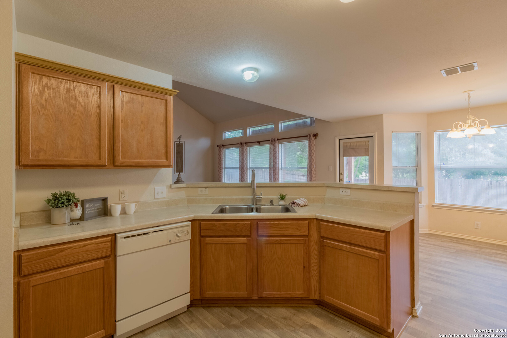 6911 PAINTER WAY