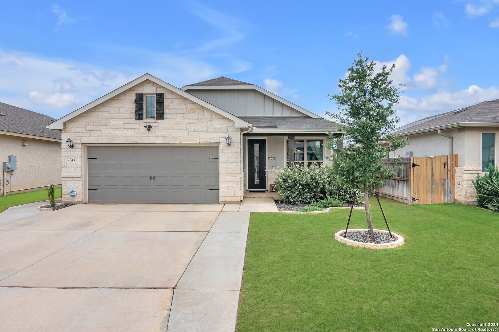 2347 GREYSTONE LANDING