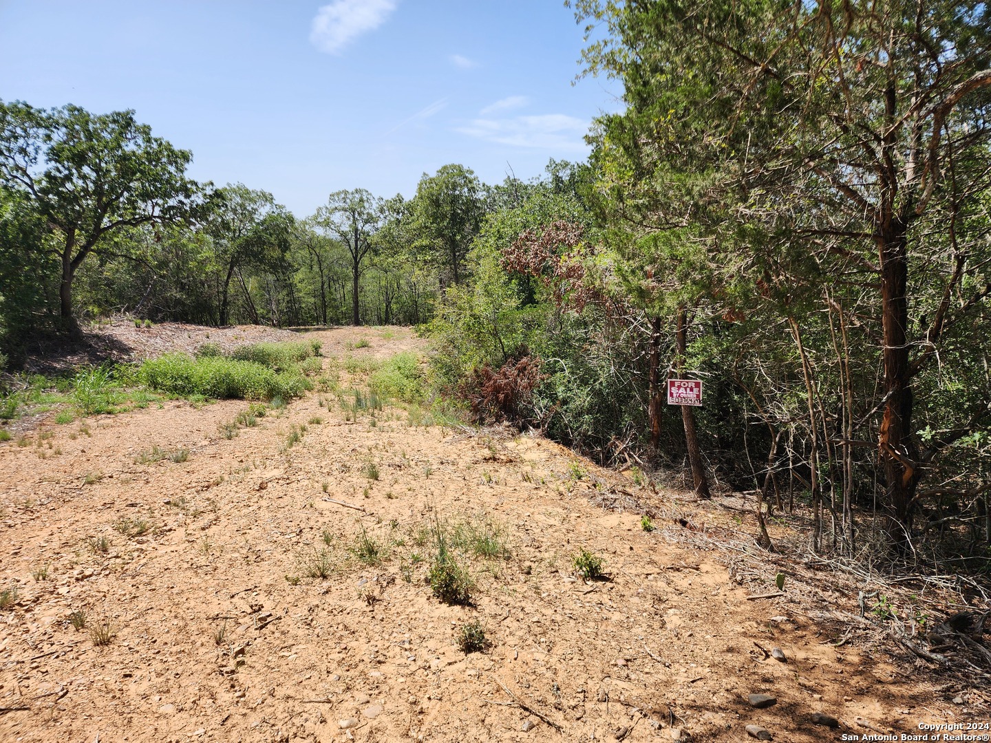 LOT 310 Kalihi Court