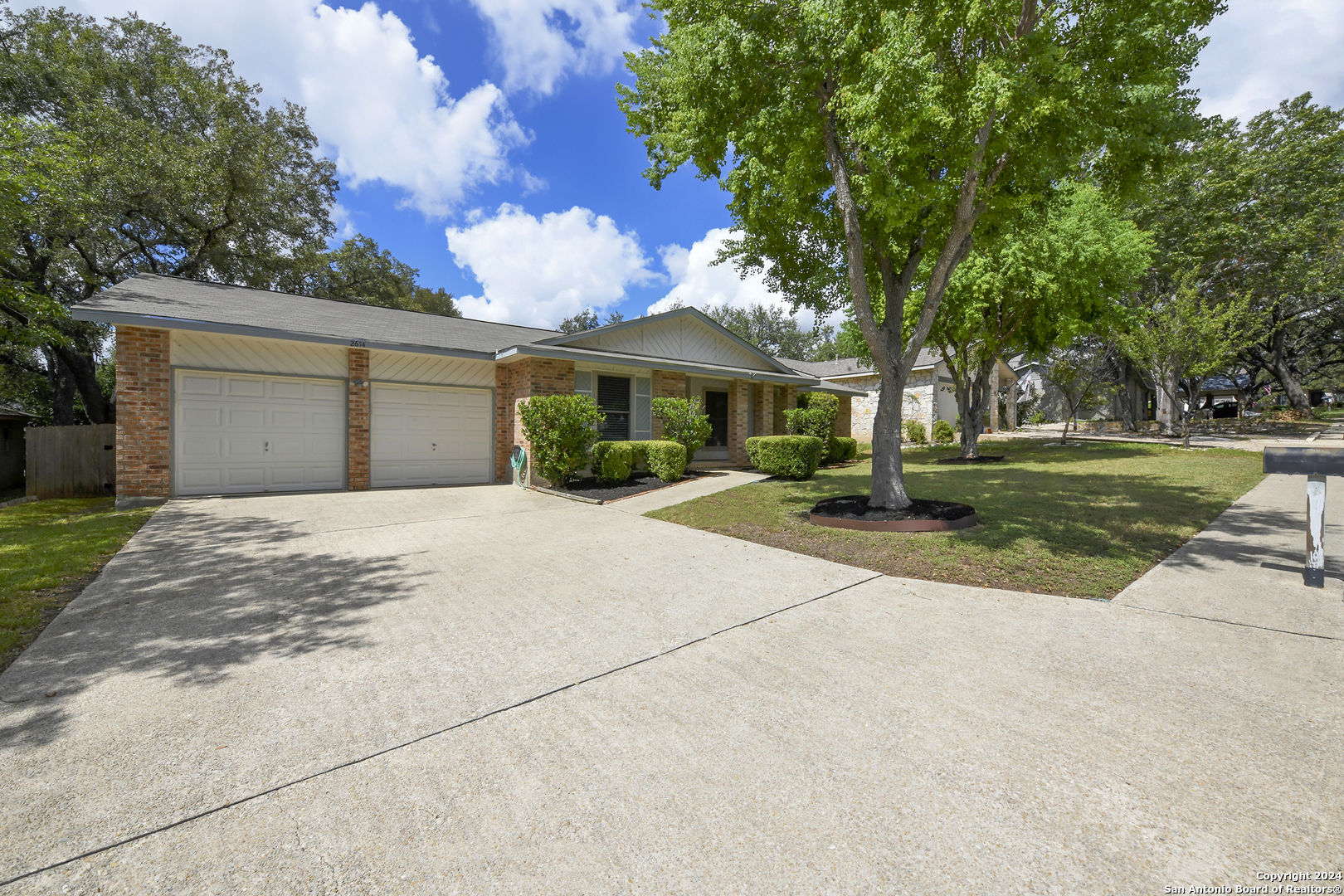 2614 FOREST PEBBLE