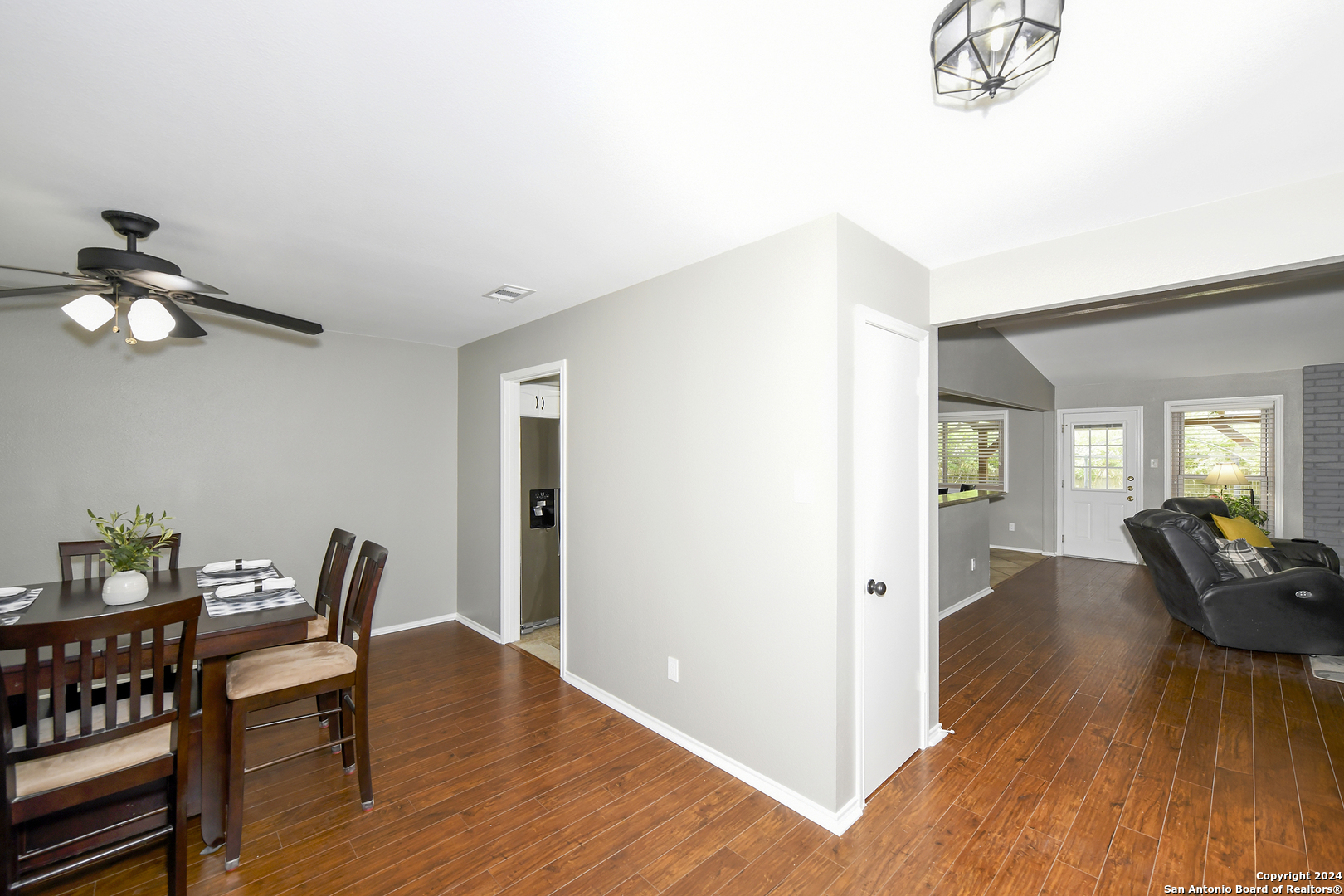 2614 FOREST PEBBLE