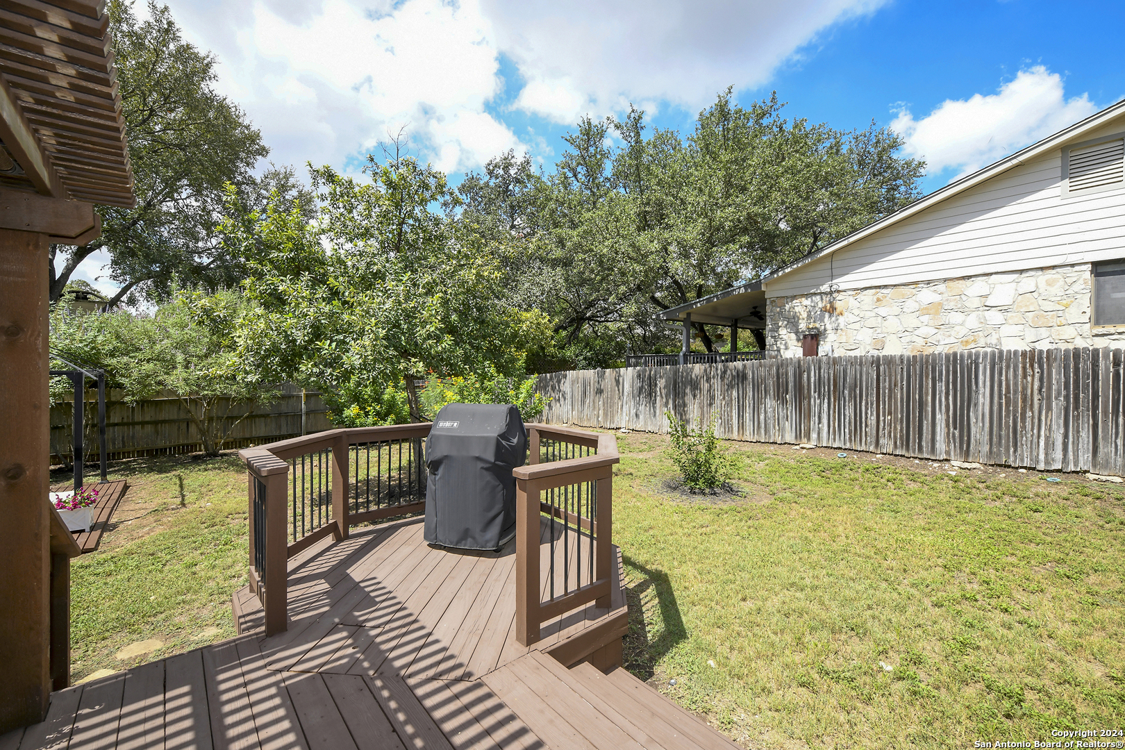 2614 FOREST PEBBLE