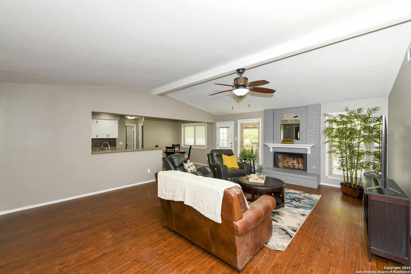 2614 FOREST PEBBLE
