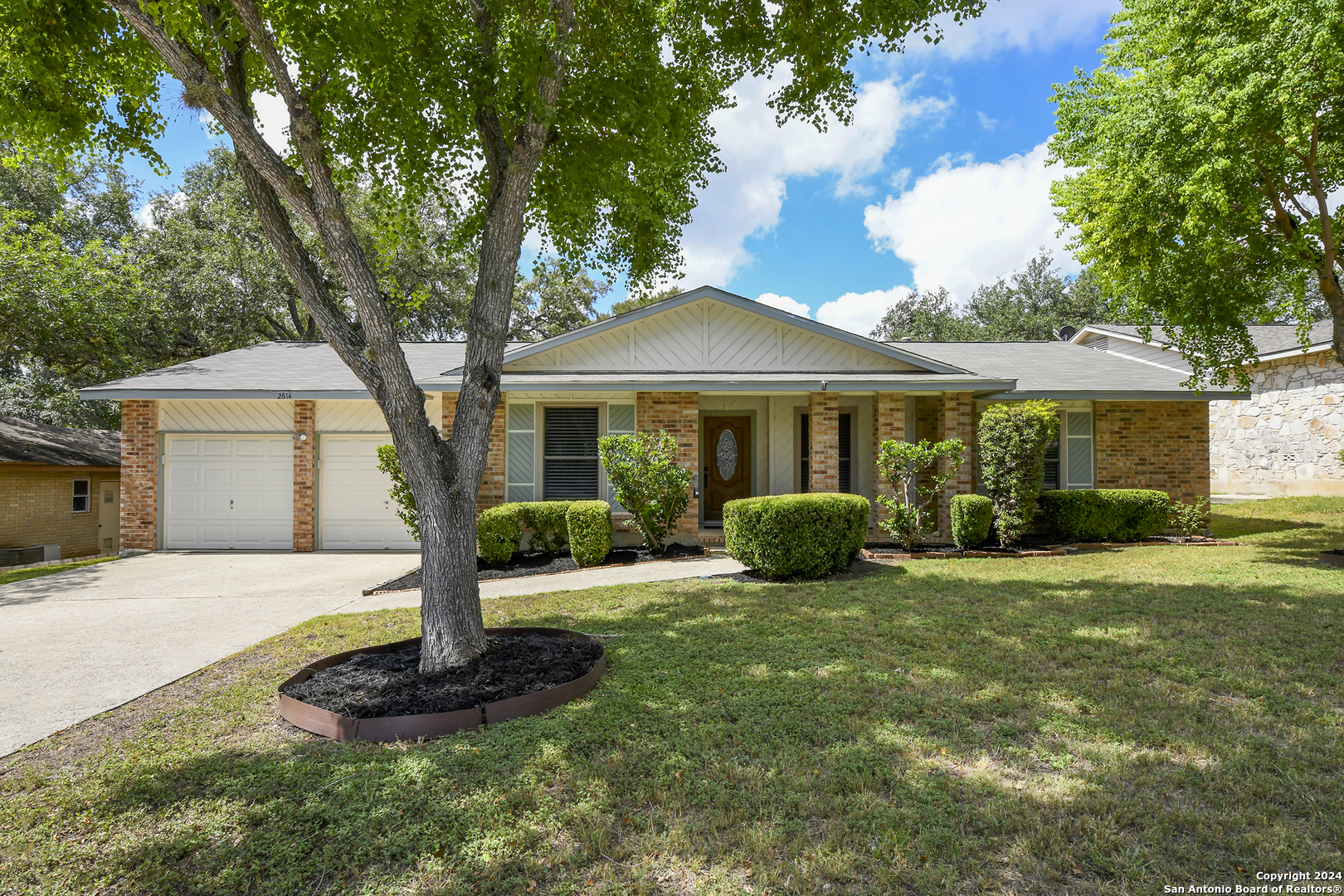 2614 FOREST PEBBLE