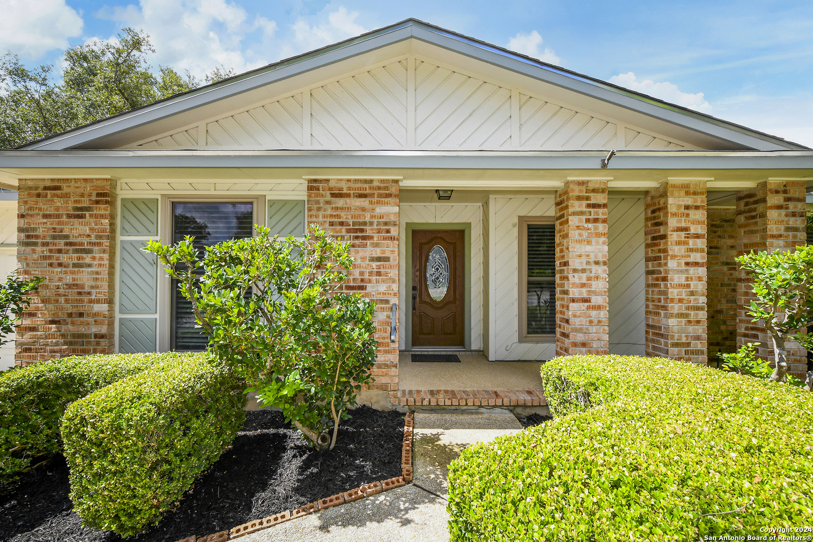 2614 FOREST PEBBLE