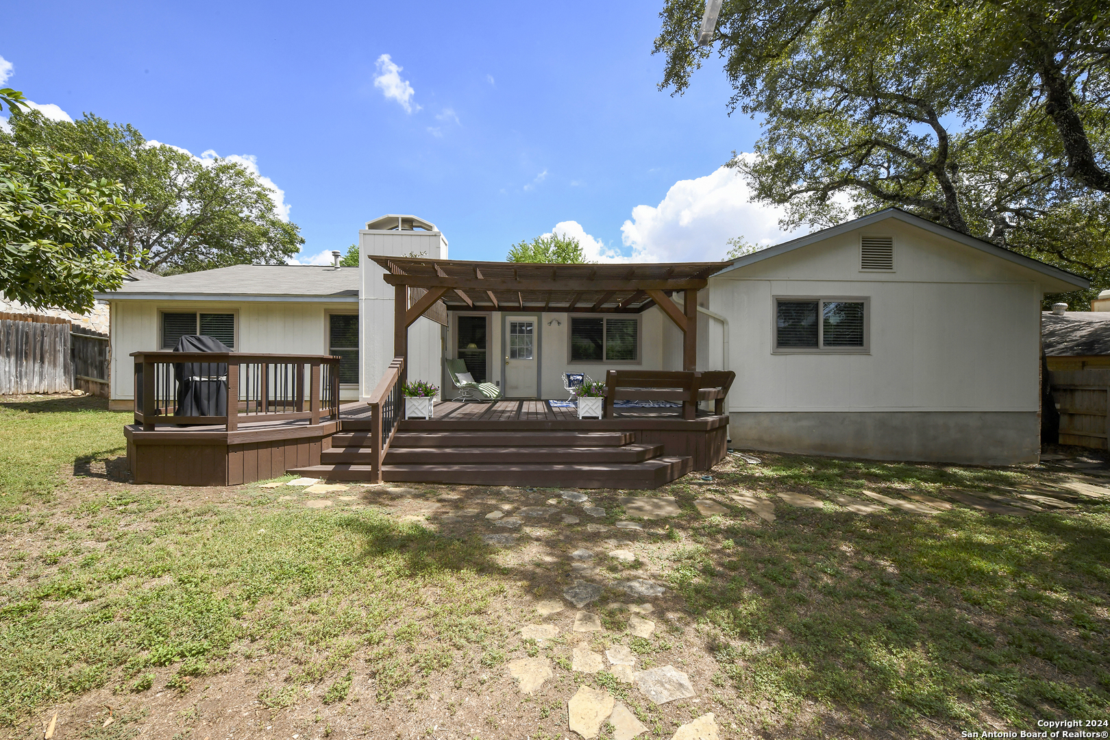 2614 FOREST PEBBLE