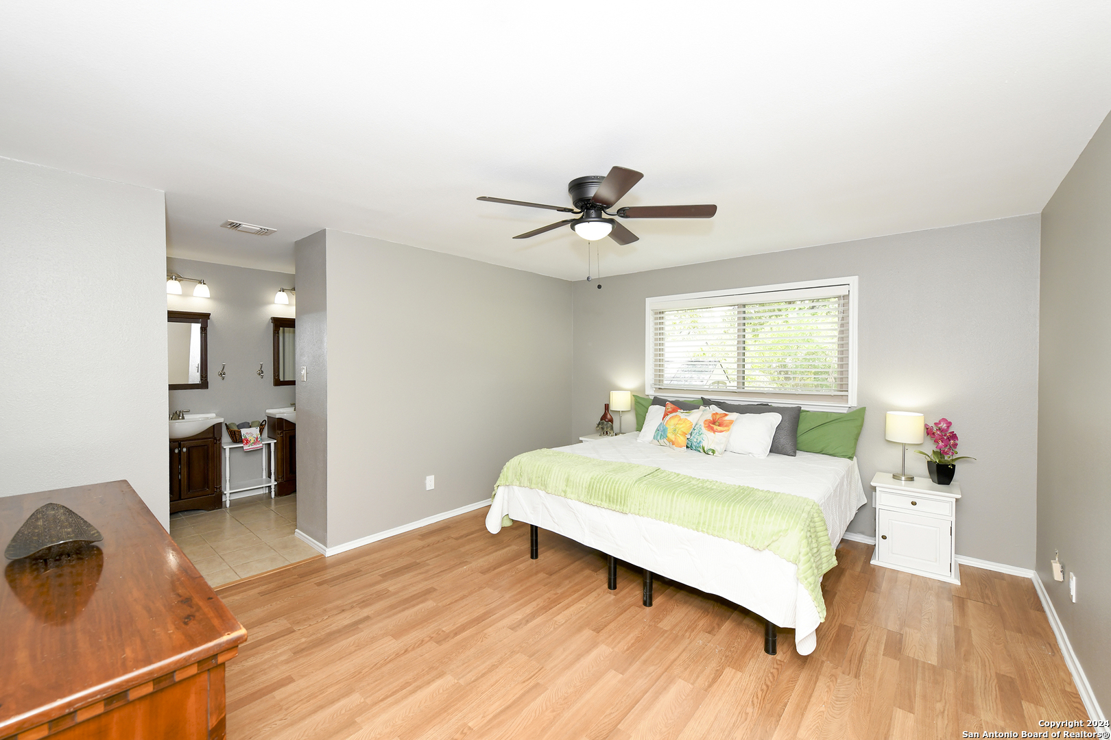 2614 FOREST PEBBLE