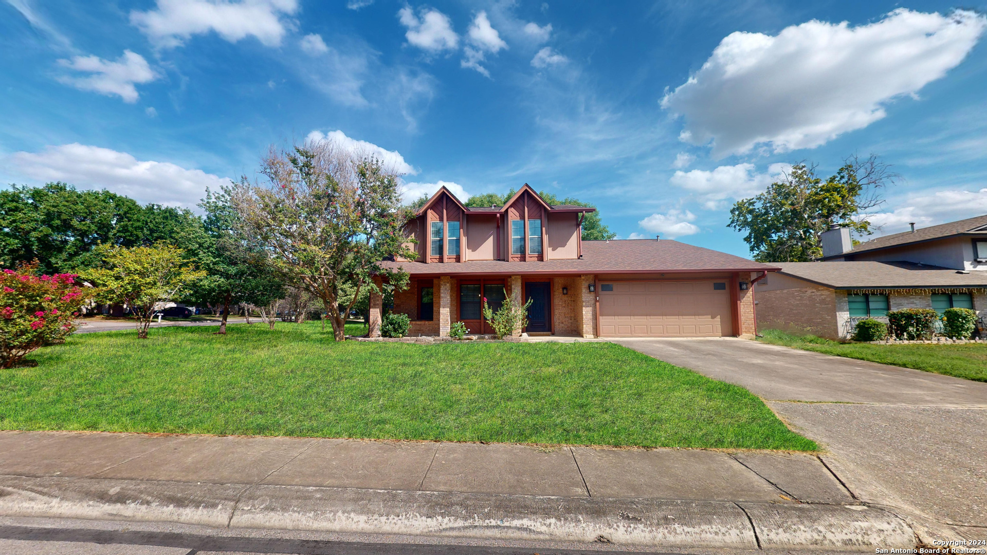 14126 Shire Oak St
