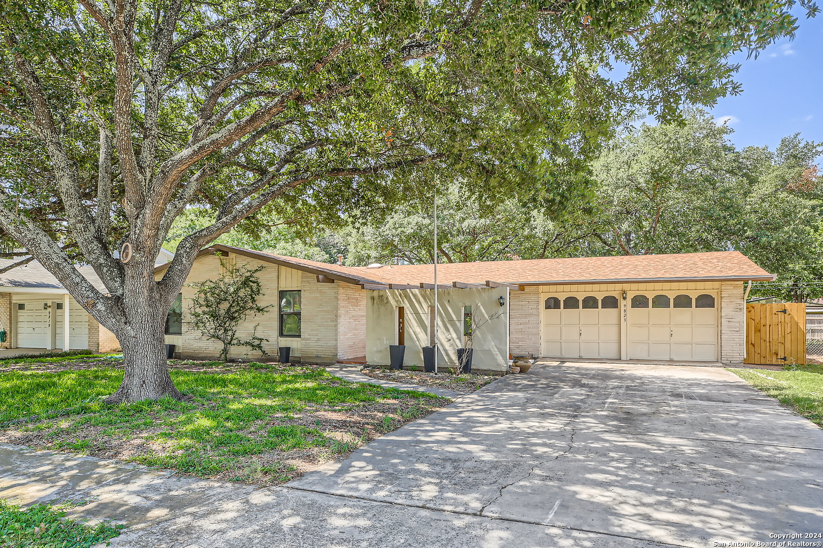 9823 GEMINI DR