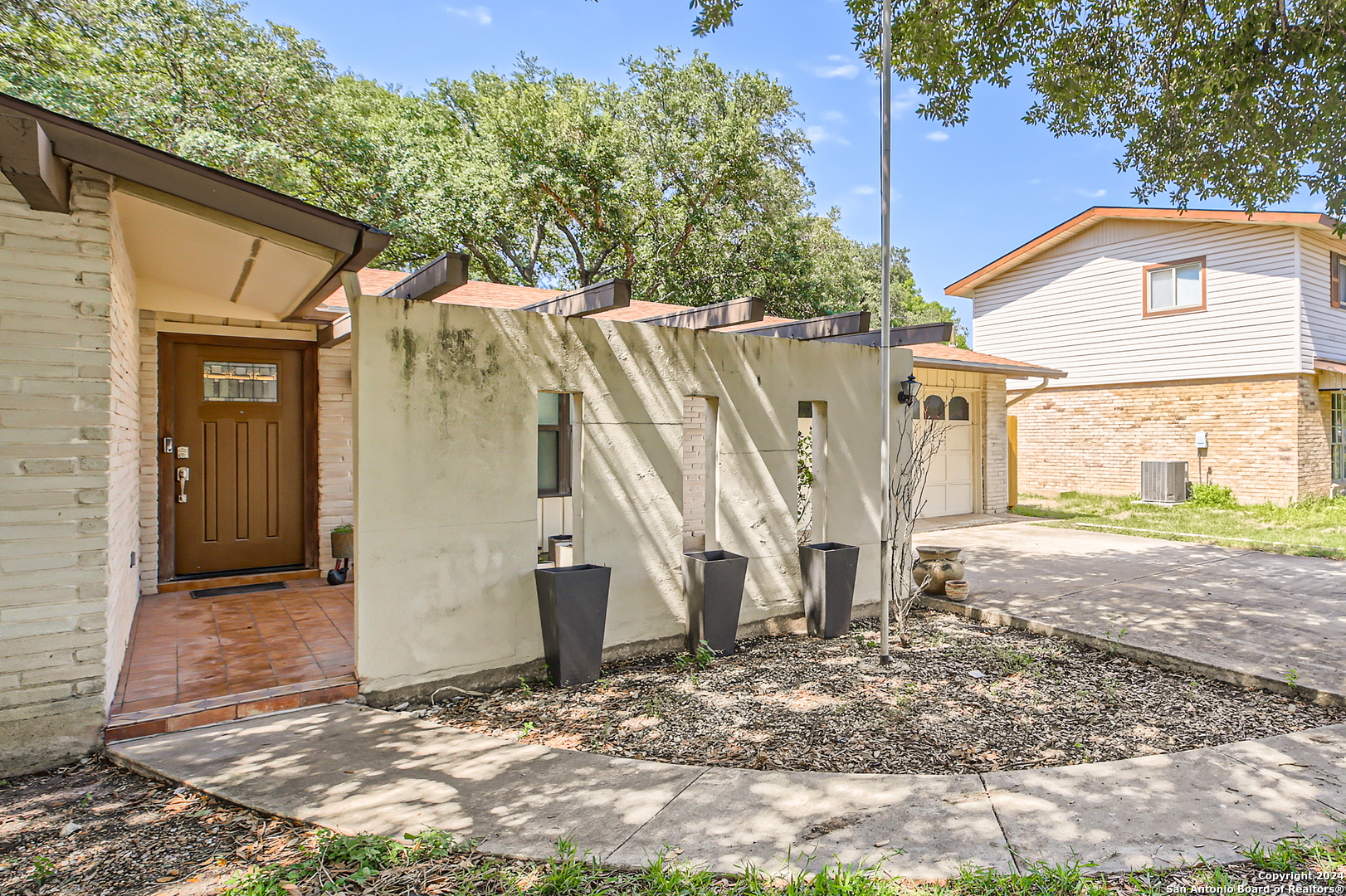 9823 GEMINI DR