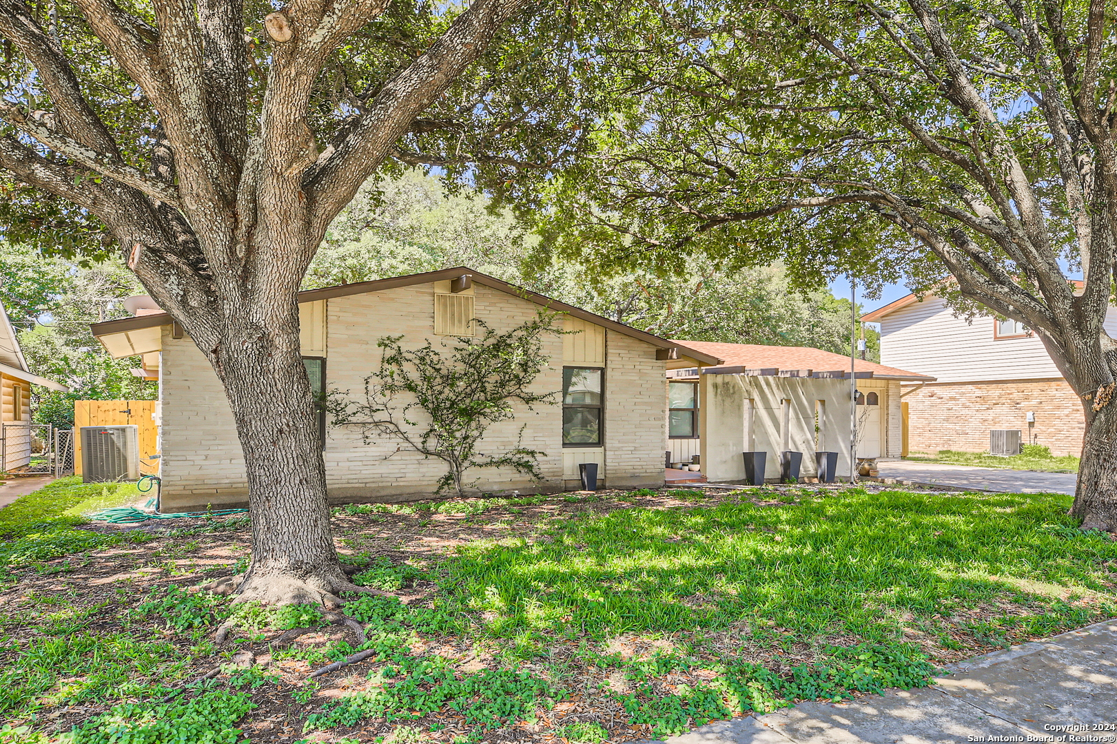 9823 GEMINI DR