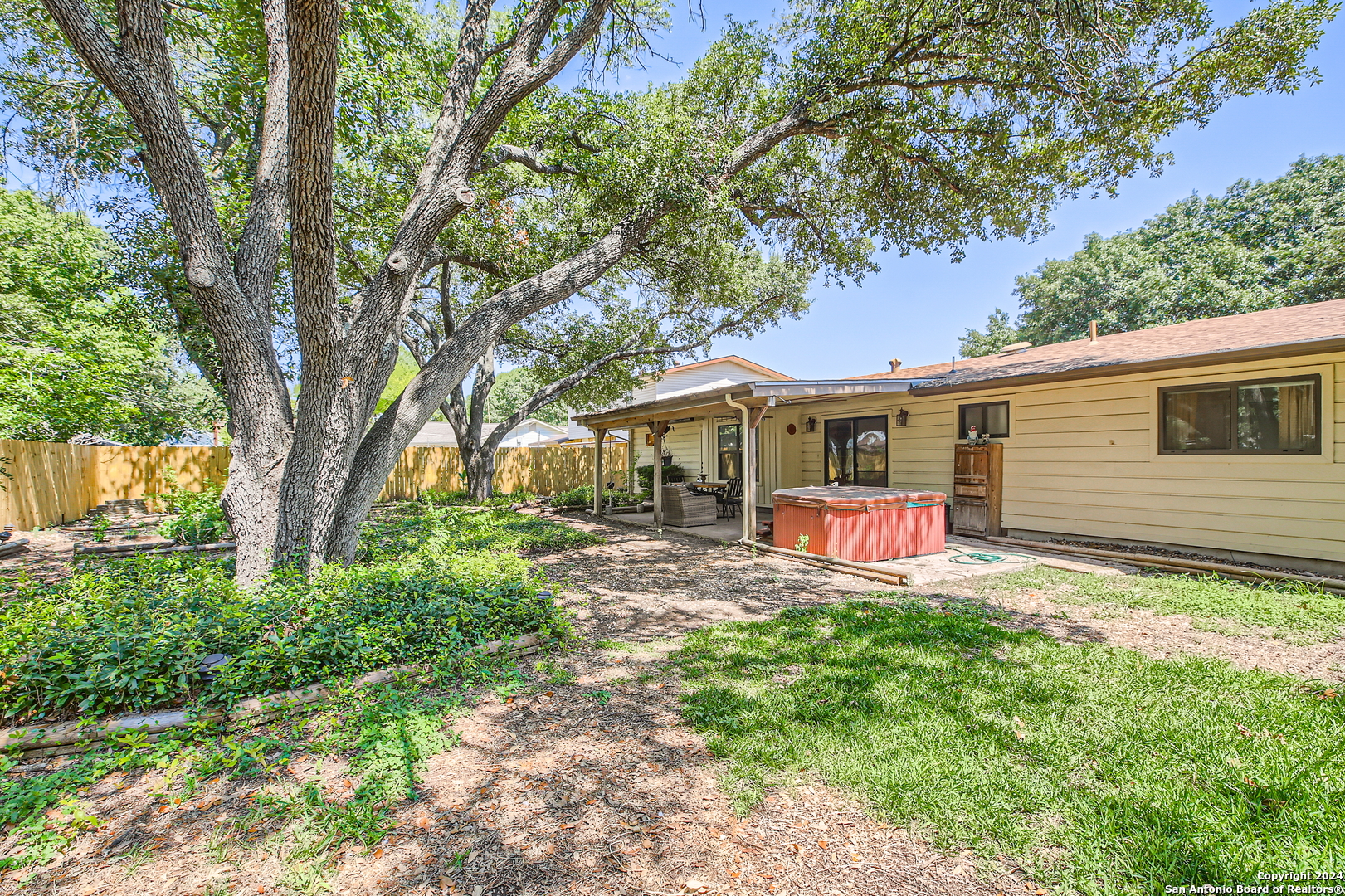 9823 GEMINI DR