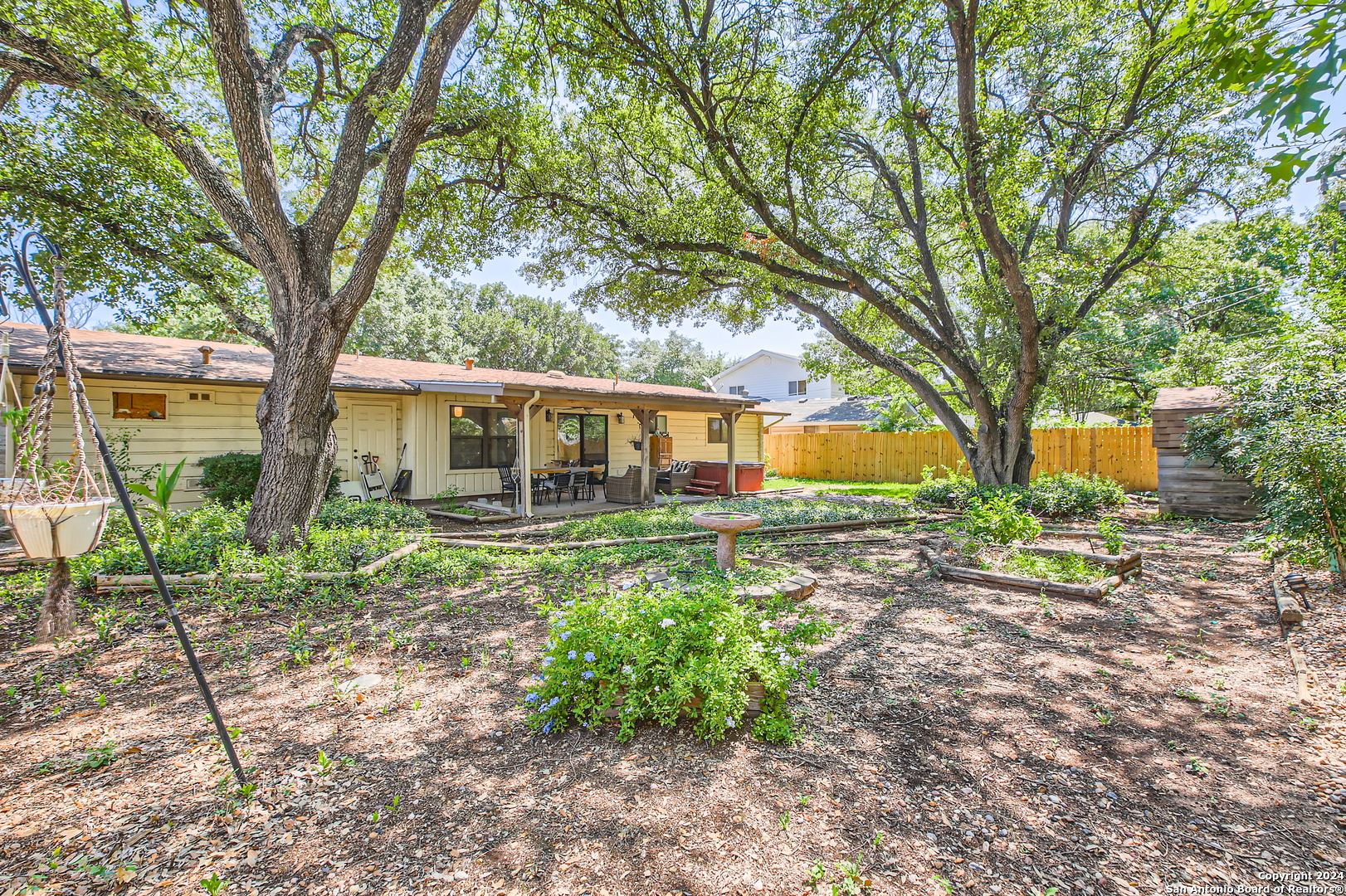 9823 GEMINI DR