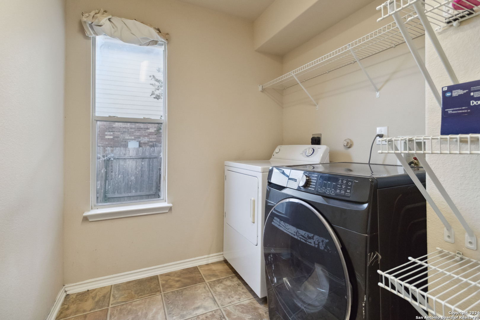 326 Ann Dr