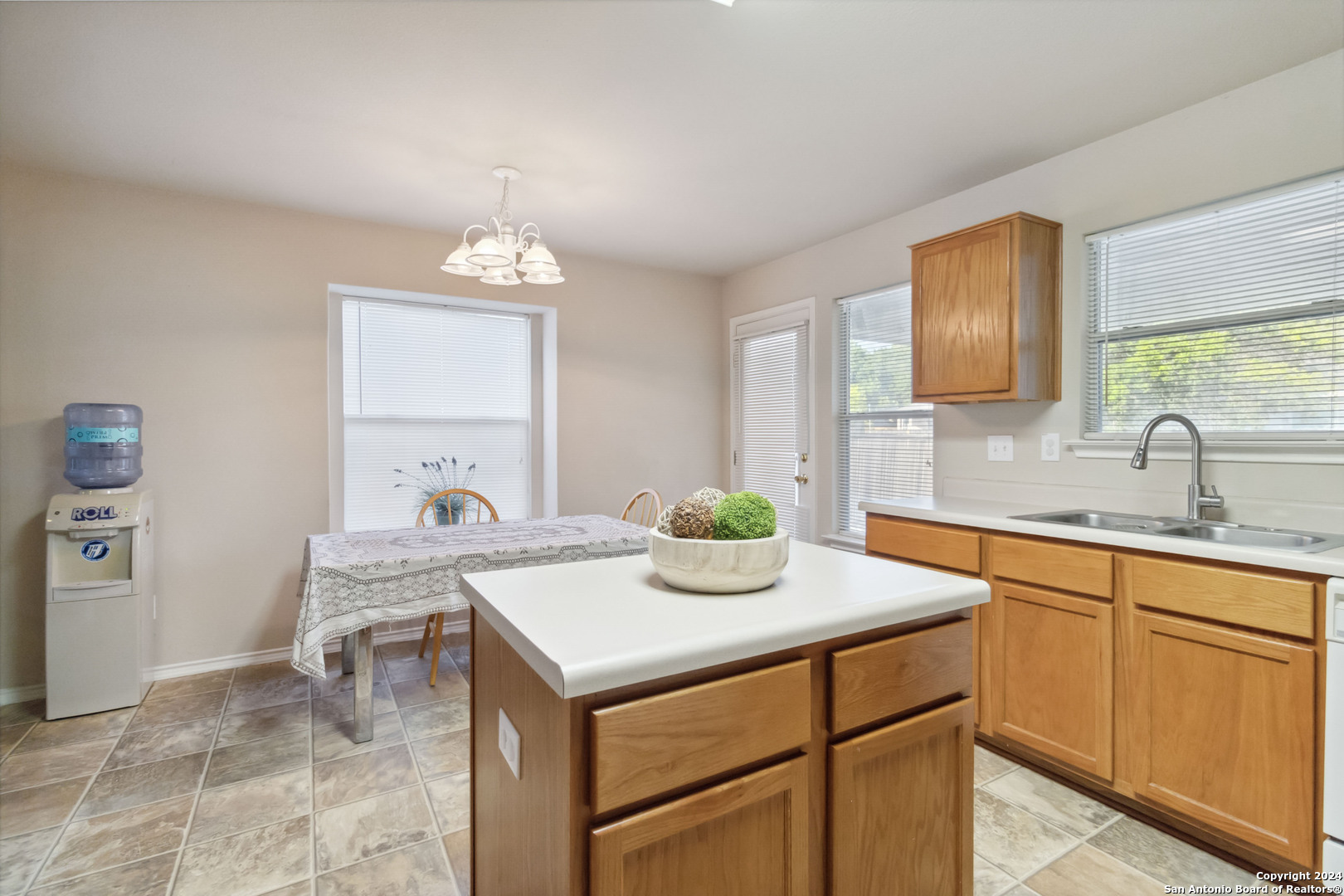 326 Ann Dr