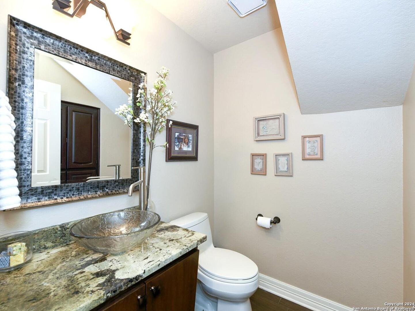 539 MISSION VIEJO