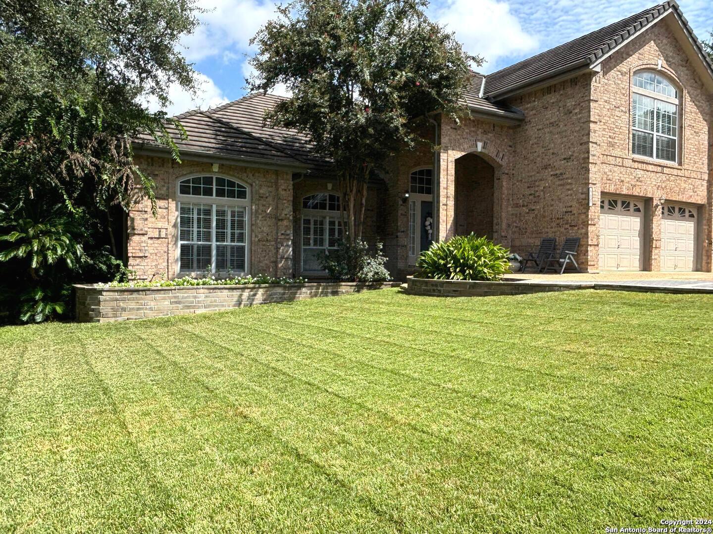 539 MISSION VIEJO