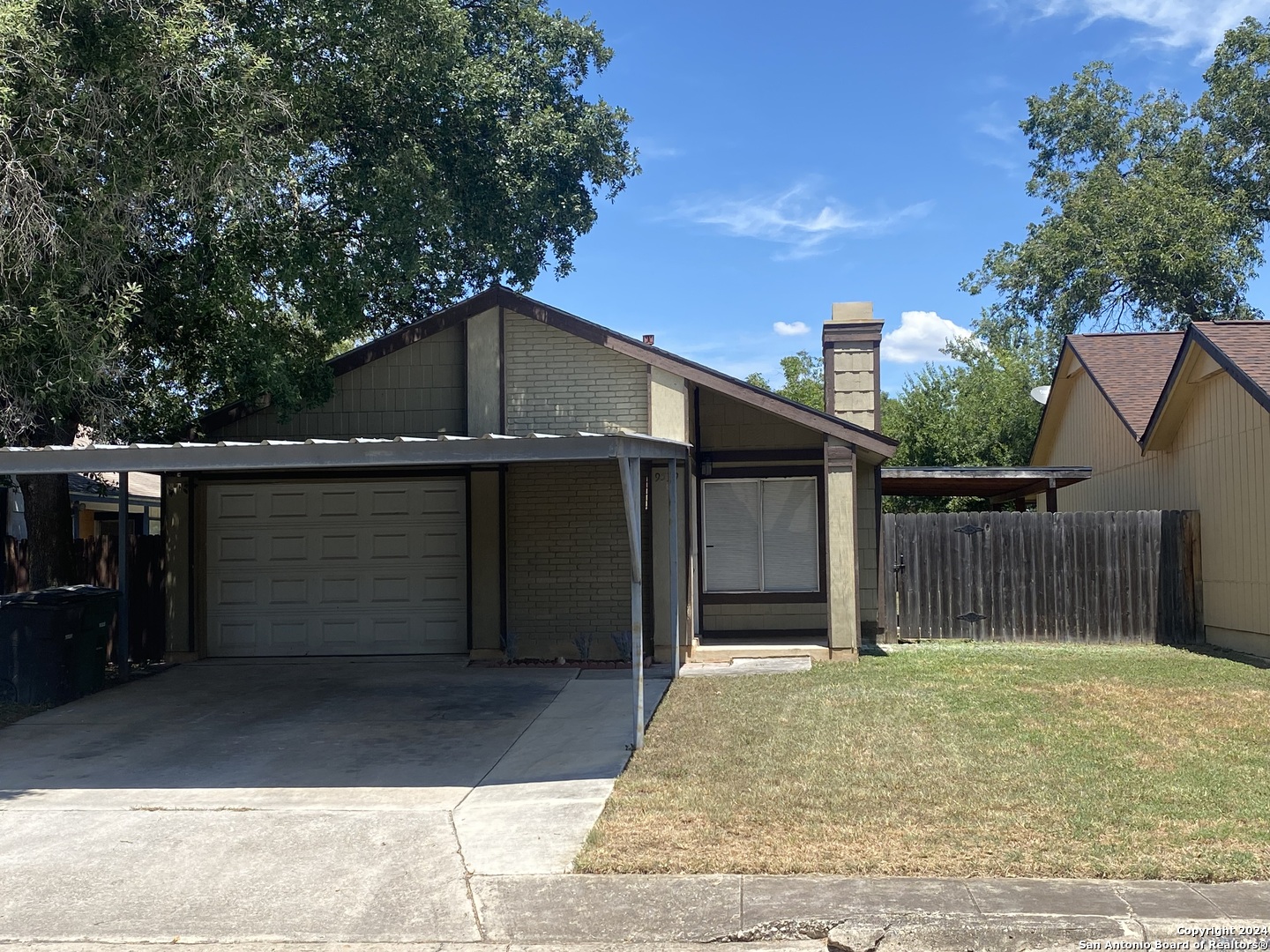 9539 Bowen Dr