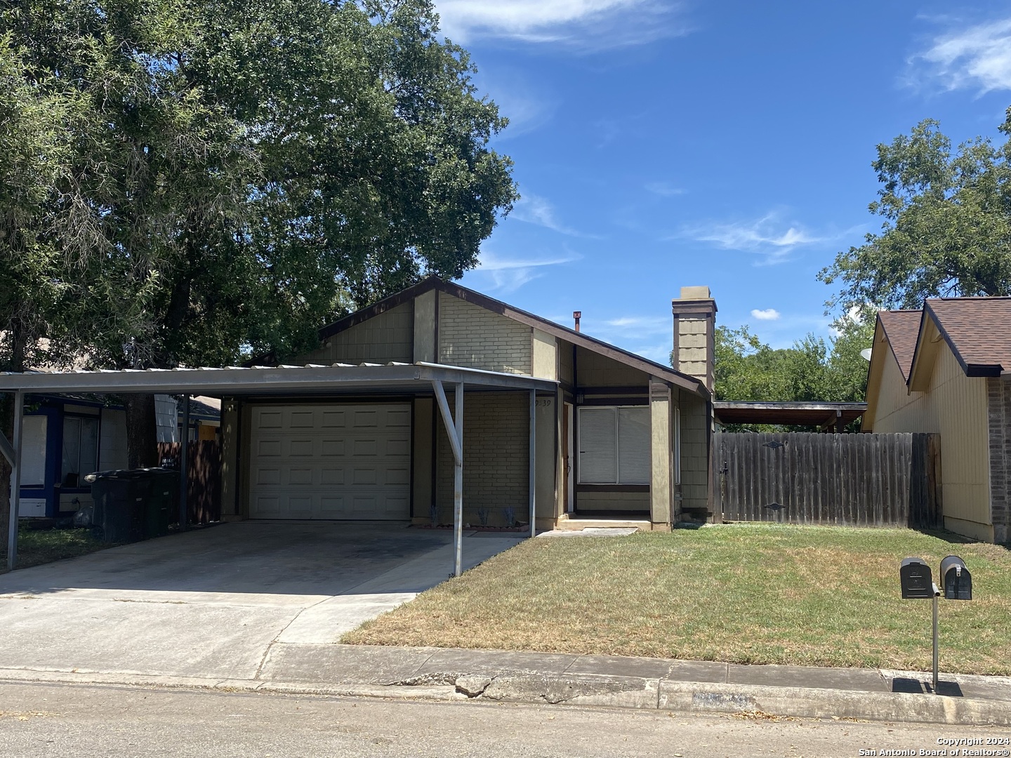 9539 Bowen Dr