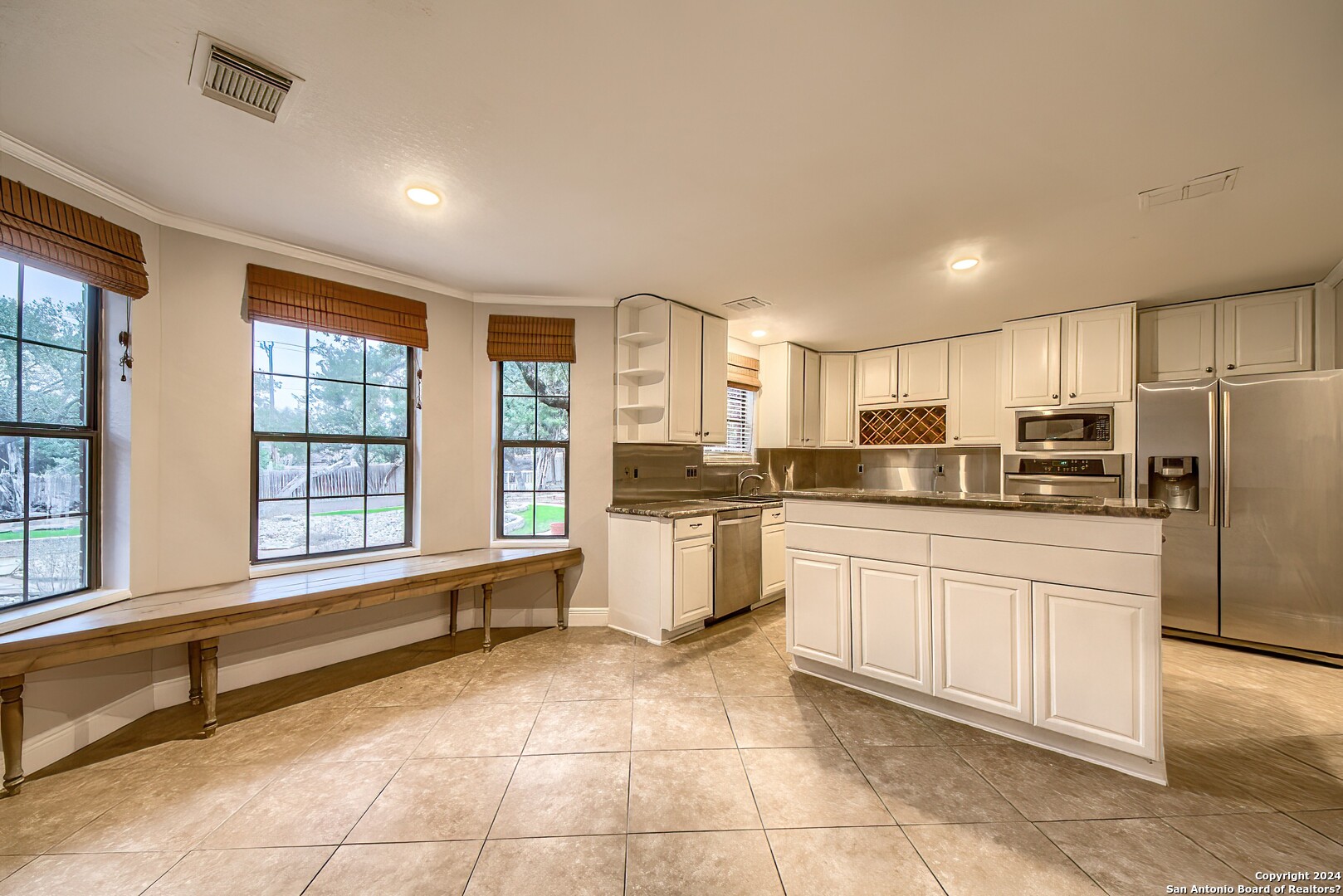 913 MISTY WATER LN