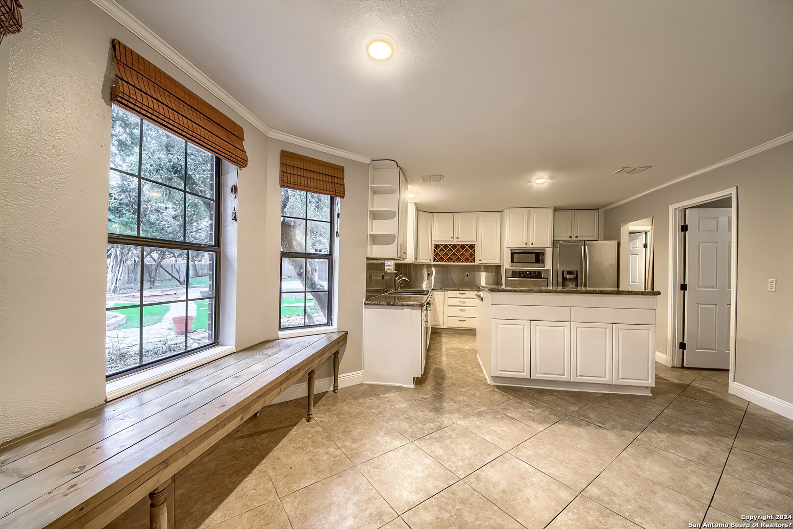 913 MISTY WATER LN
