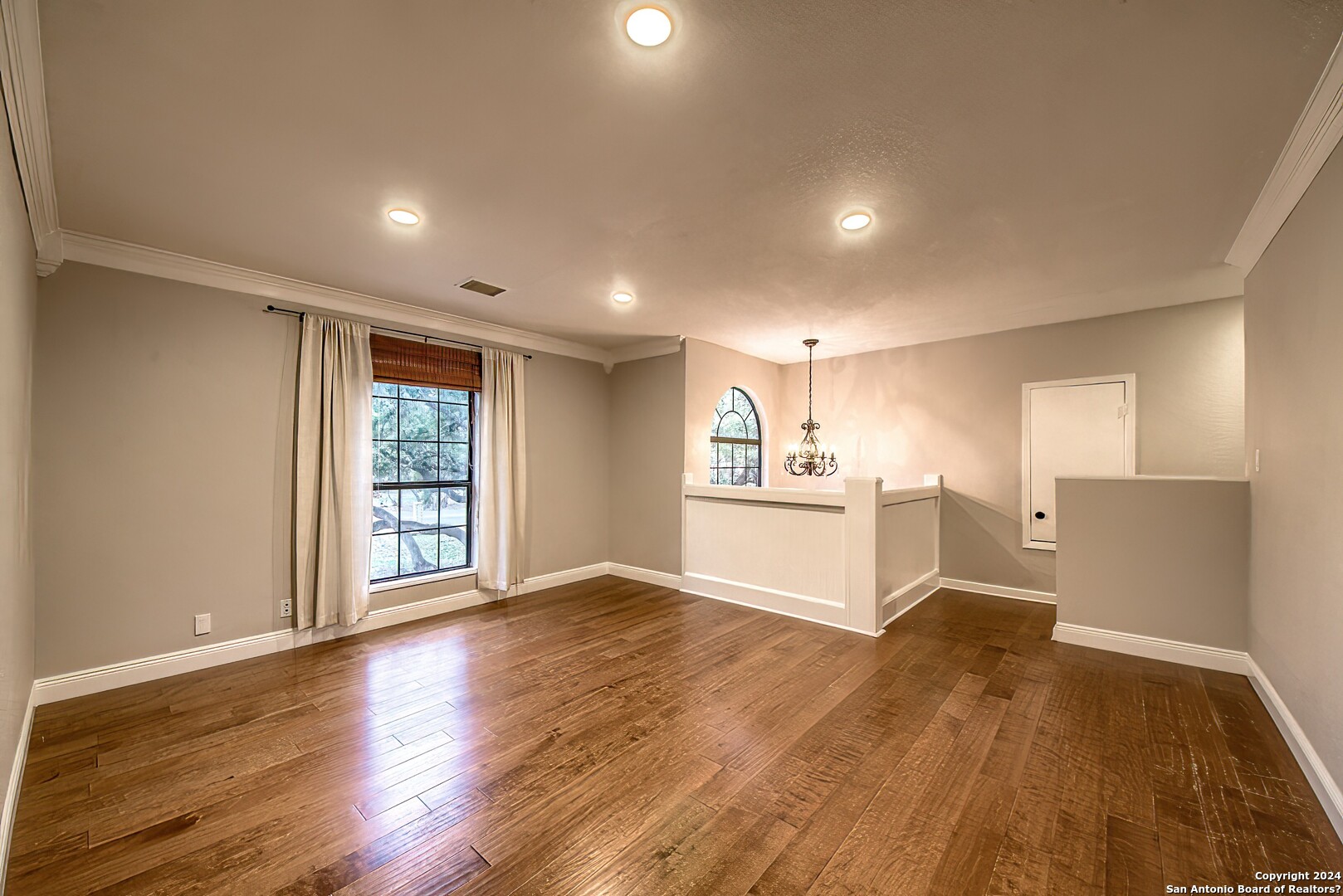 913 MISTY WATER LN