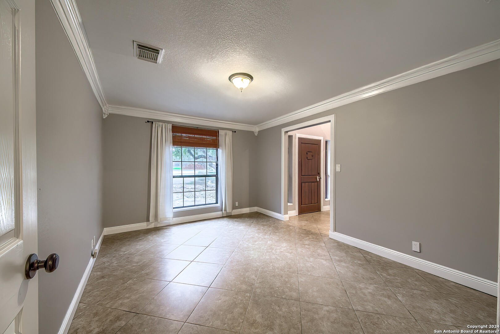 913 MISTY WATER LN