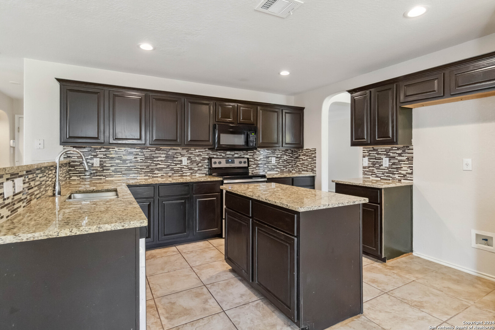 10311 TIMBER COUNTRY