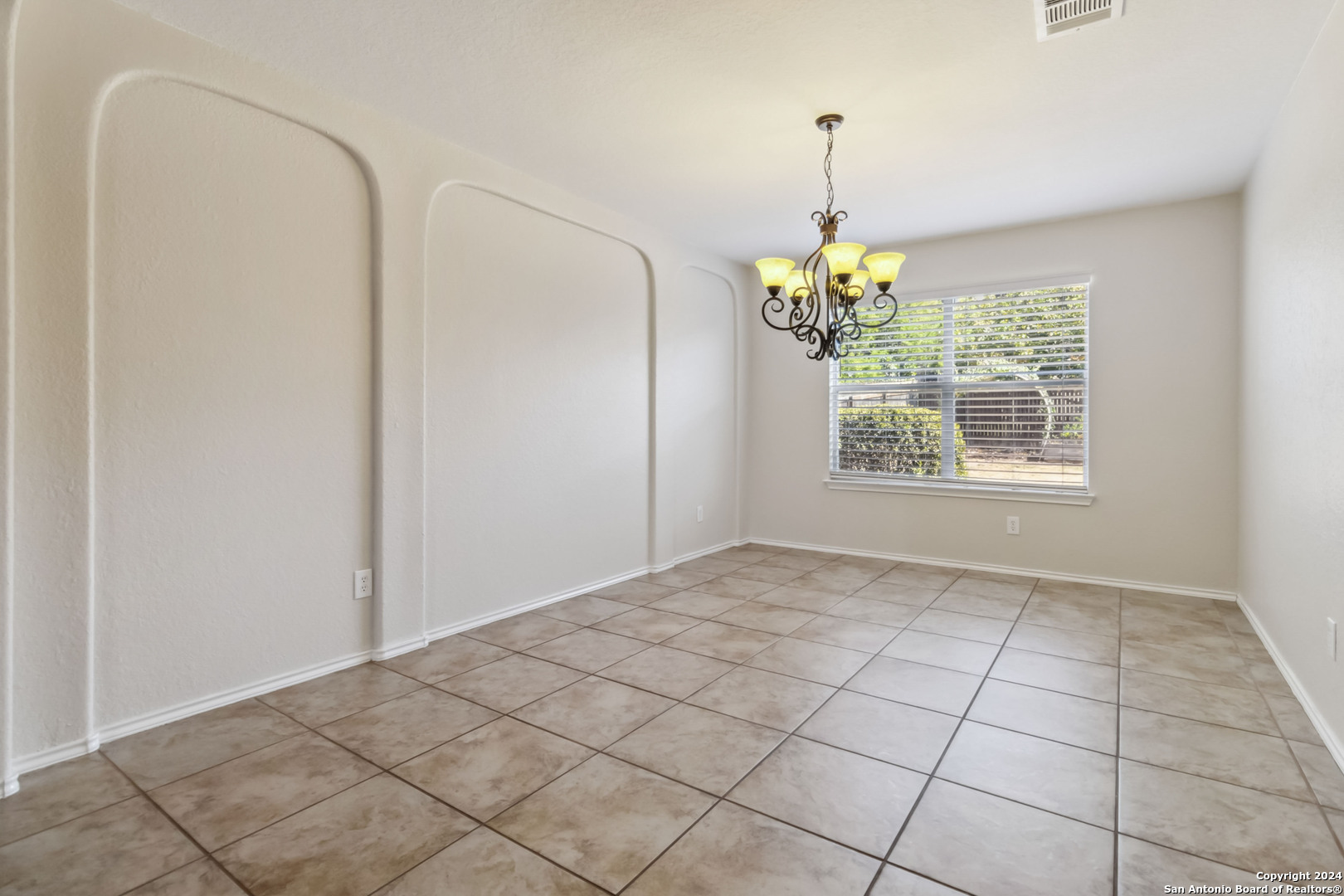 10311 TIMBER COUNTRY
