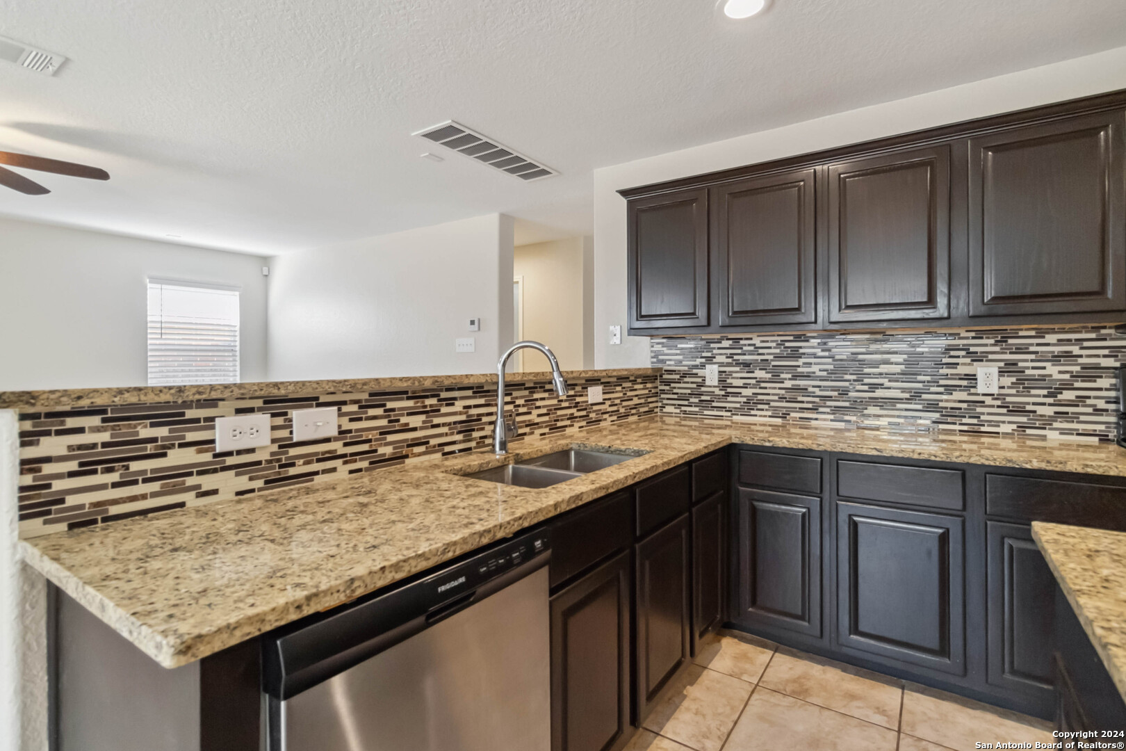 10311 TIMBER COUNTRY