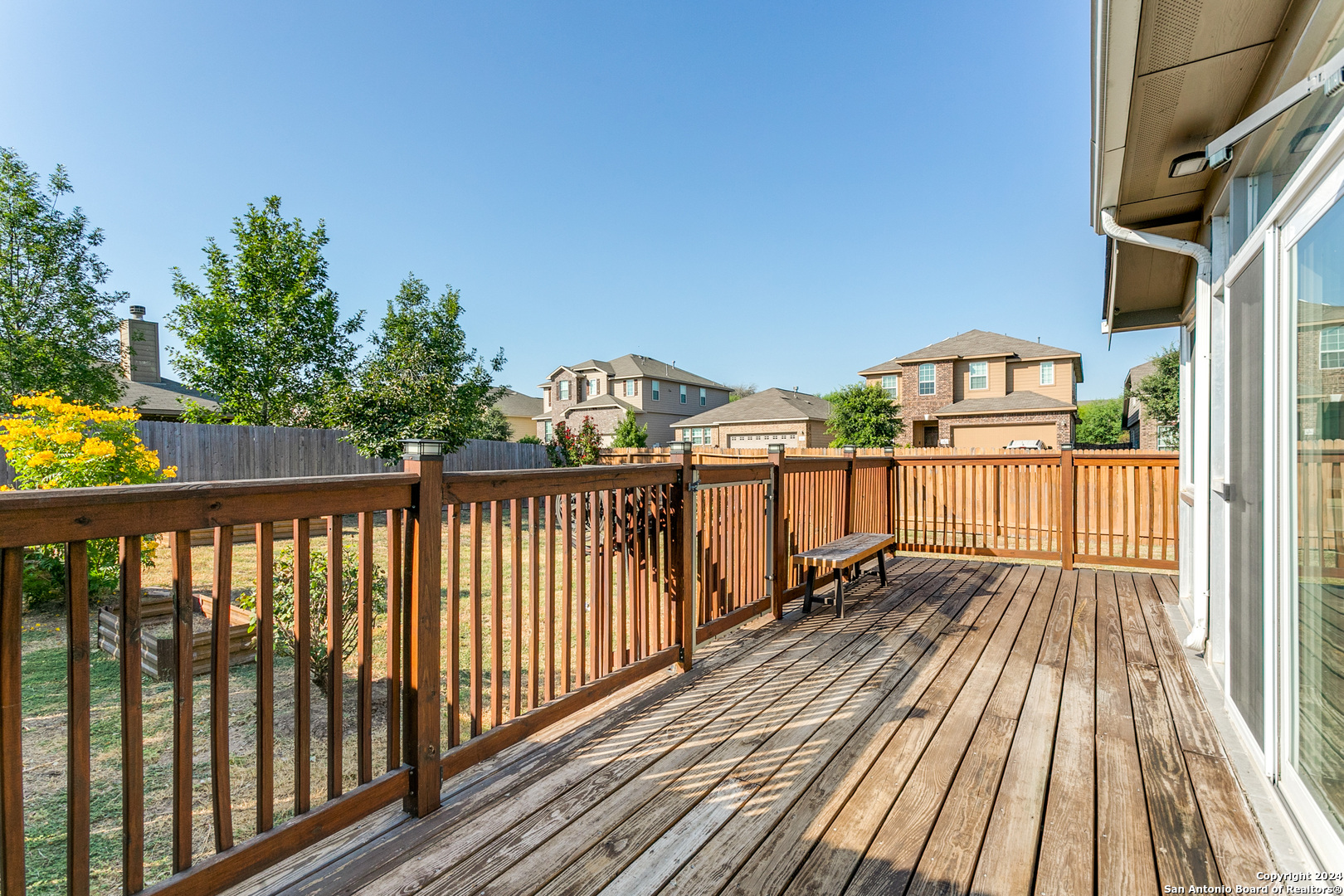 15943 CARDINAL PT