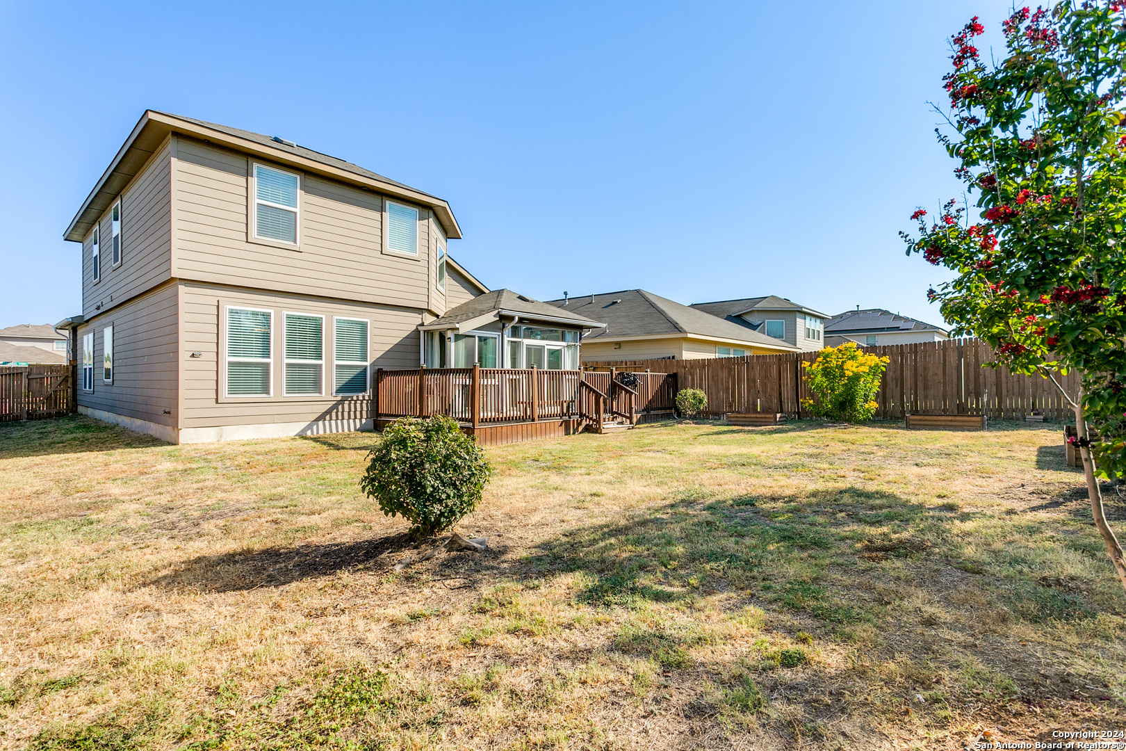 15943 CARDINAL PT