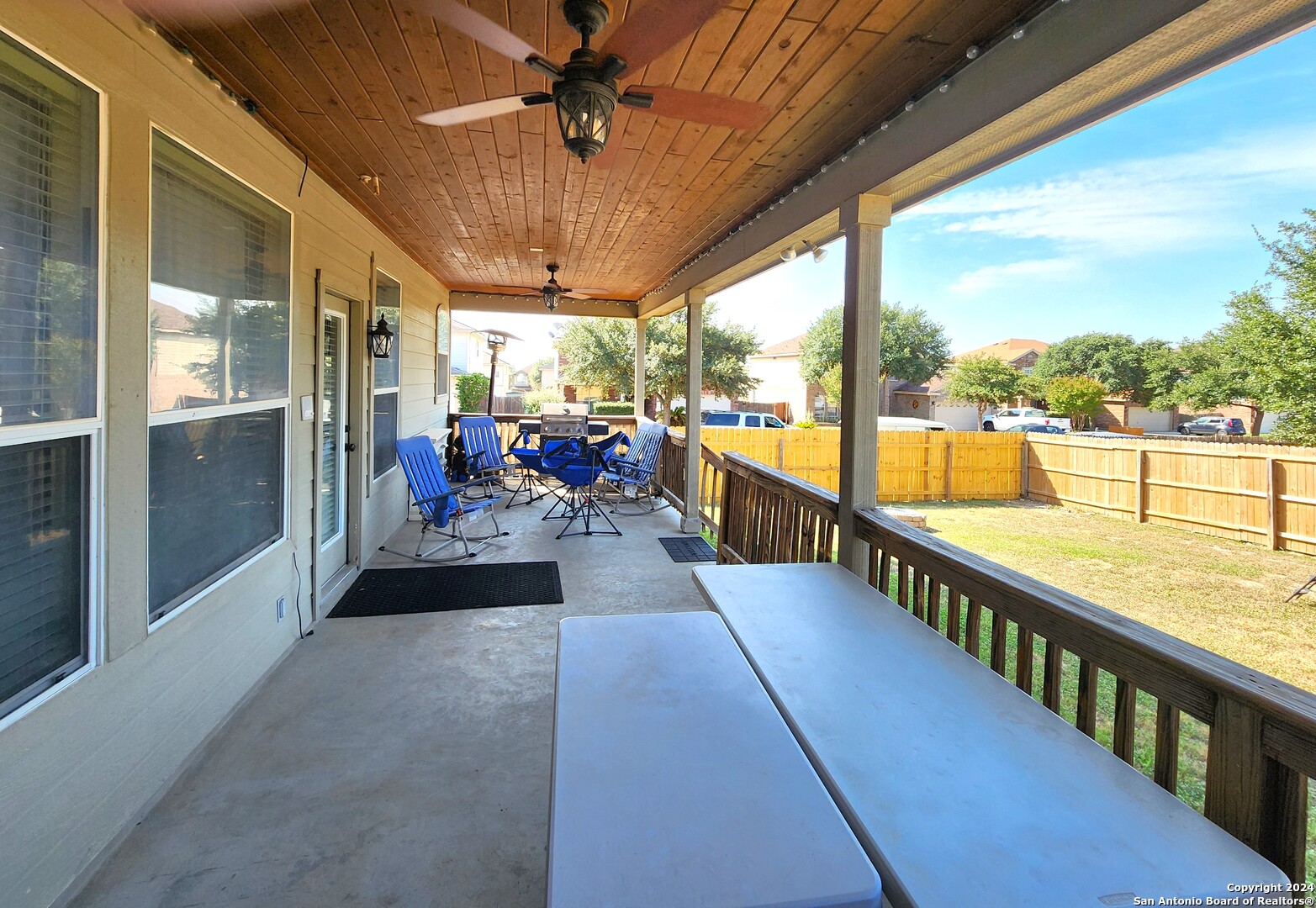 300 APACHE LEDGE