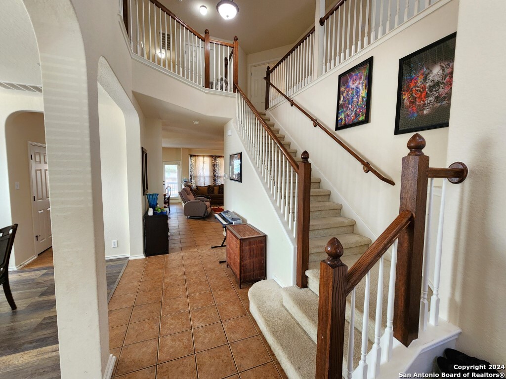 300 APACHE LEDGE