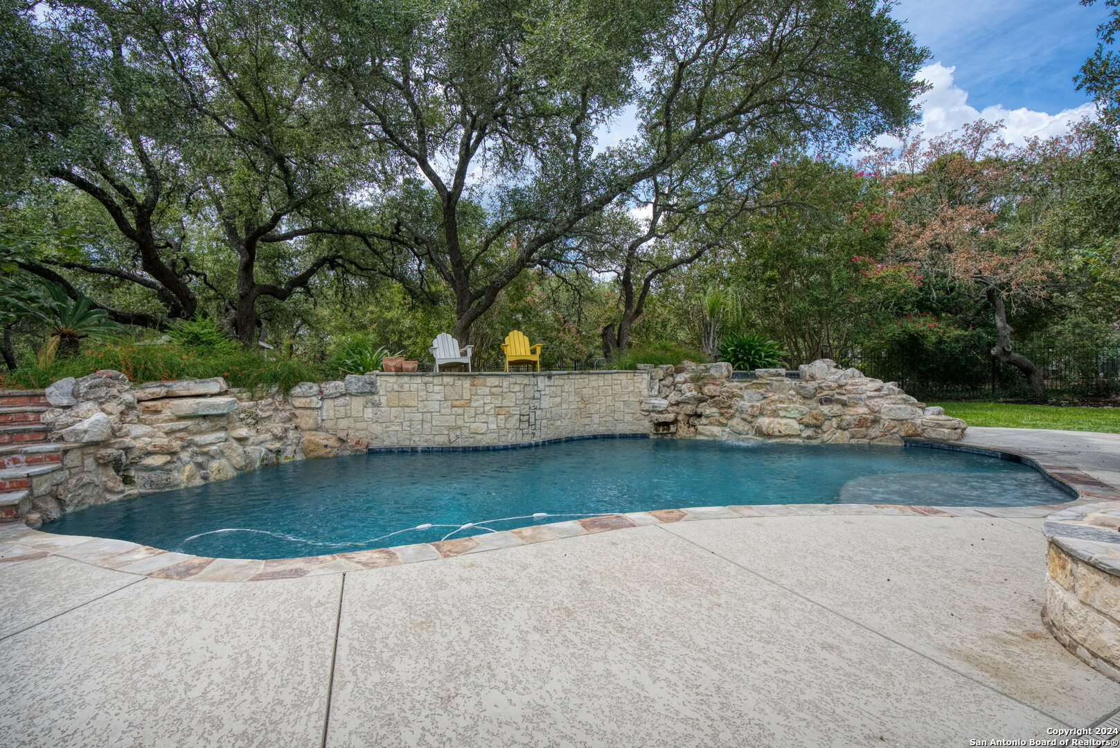 22903 MANGROVE DR