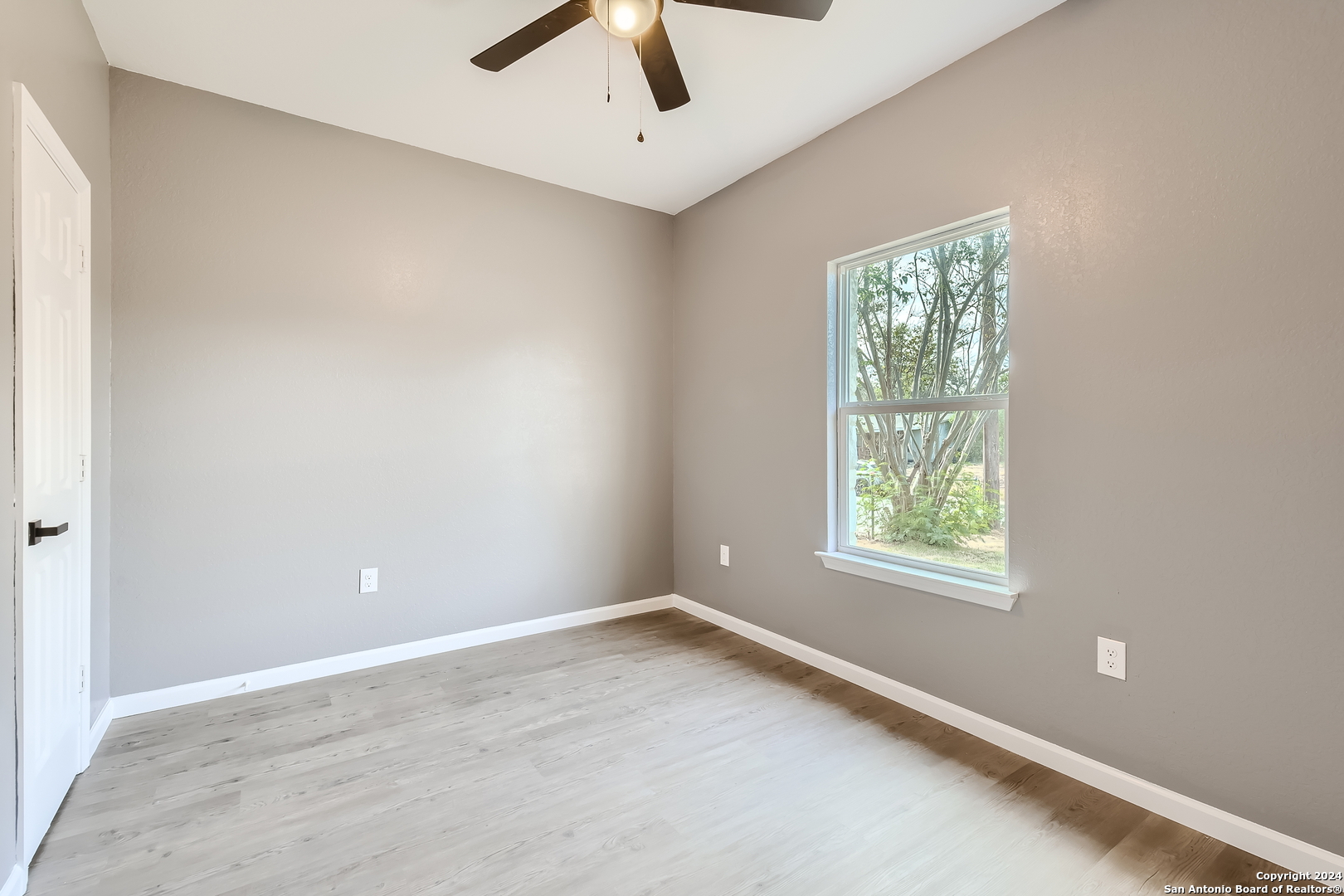 247 SHELBURN DR