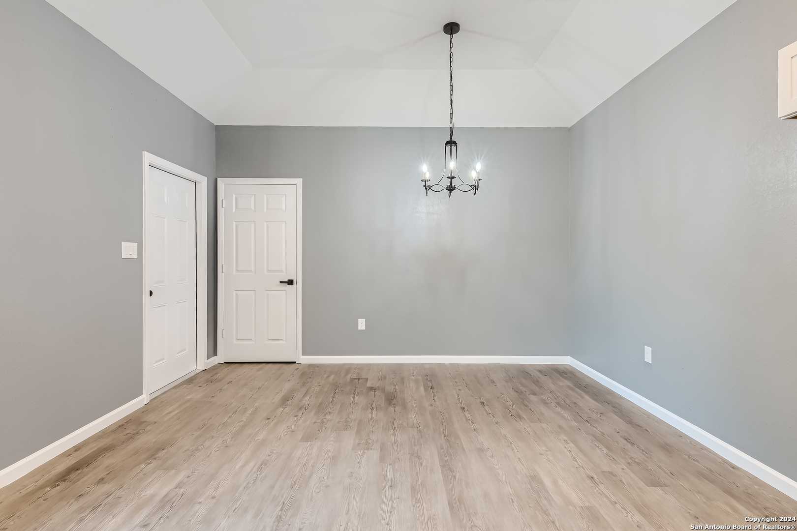 247 SHELBURN DR