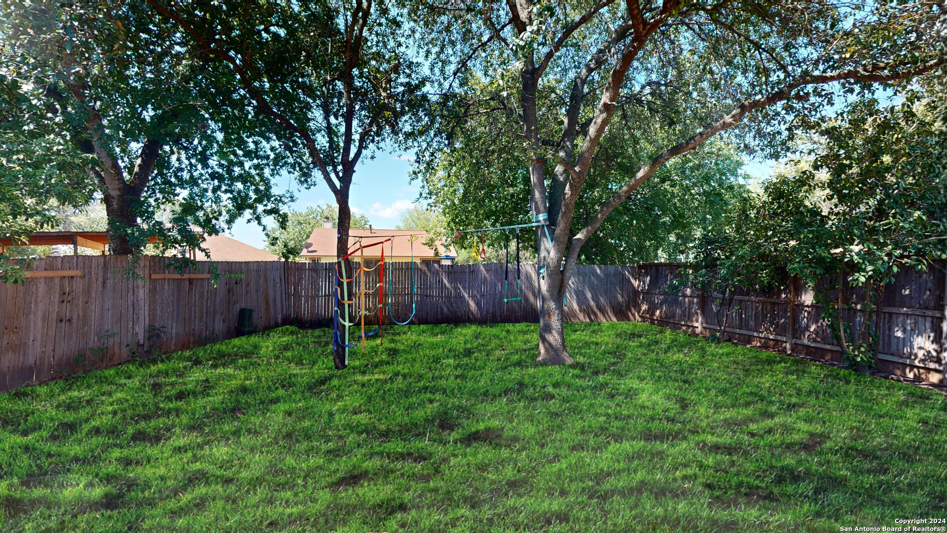 7335 LANSBURY DR