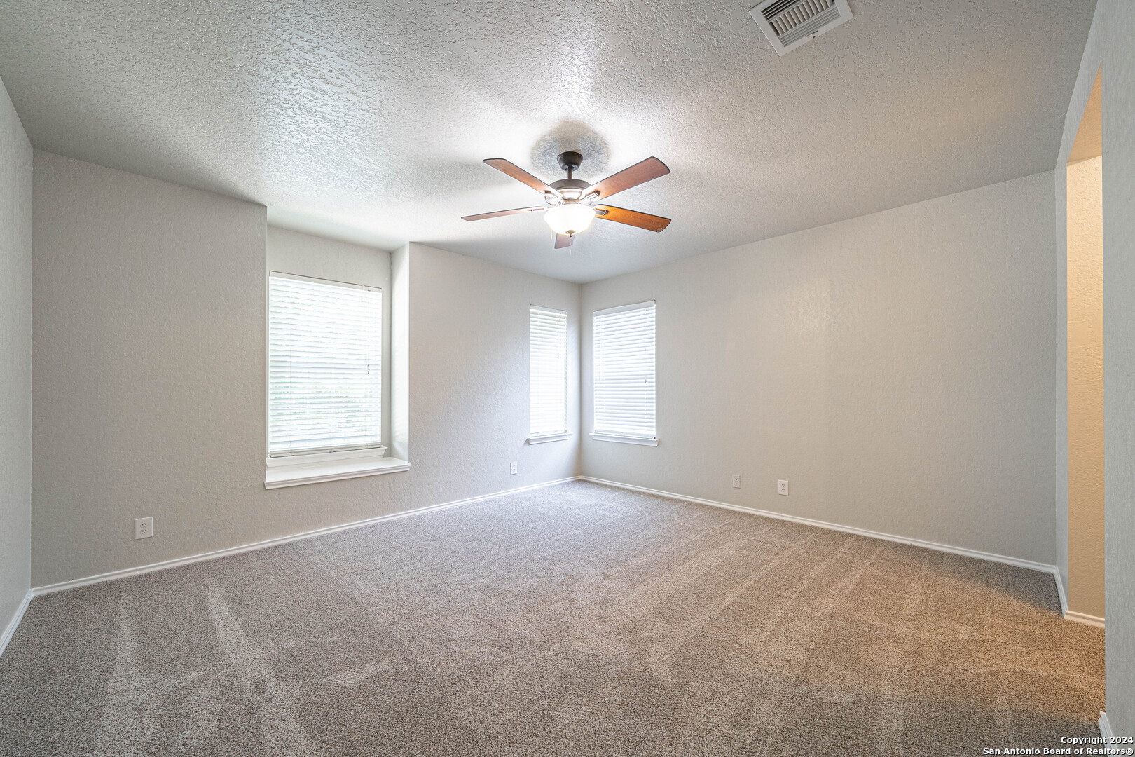 4611 ADKINS TRL